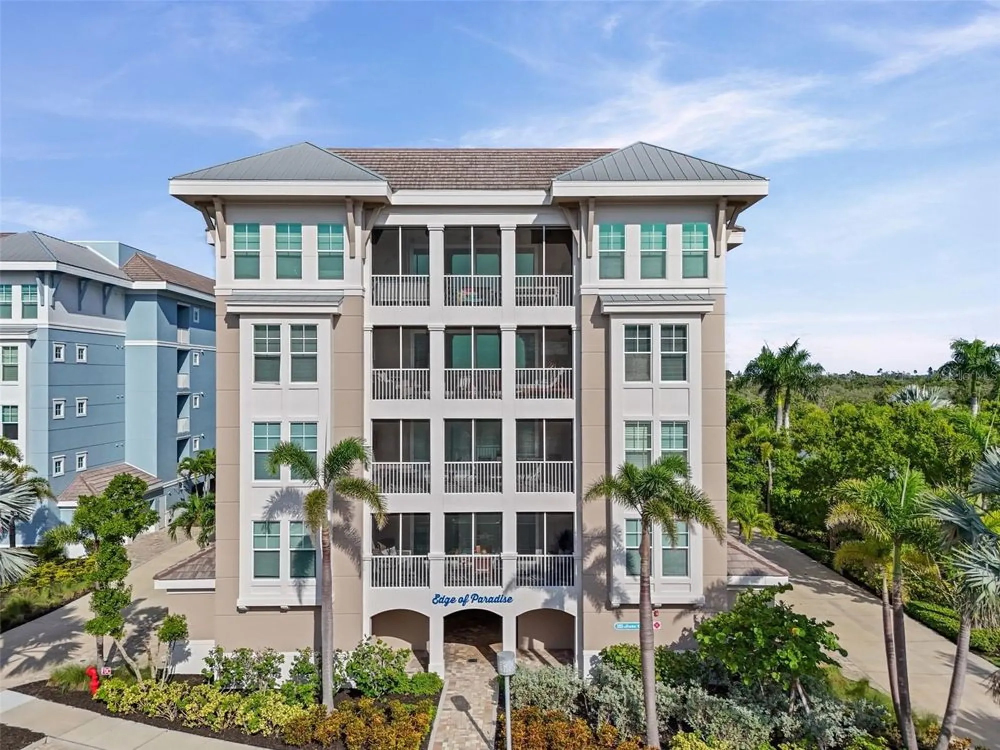 Property Slideshow image 1 of 94 | 395 aruba cir unit 101, Bradenton, FL, 34209