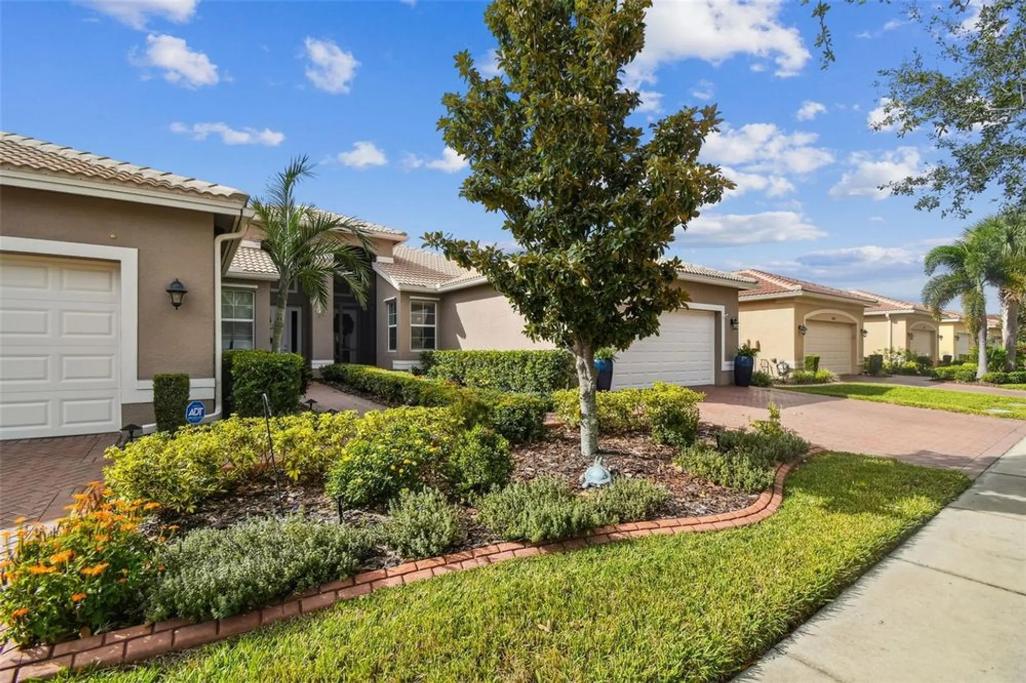 Property Slideshow image 5 of 87 | 4836 marble springs cir, Wimauma, FL, 33598