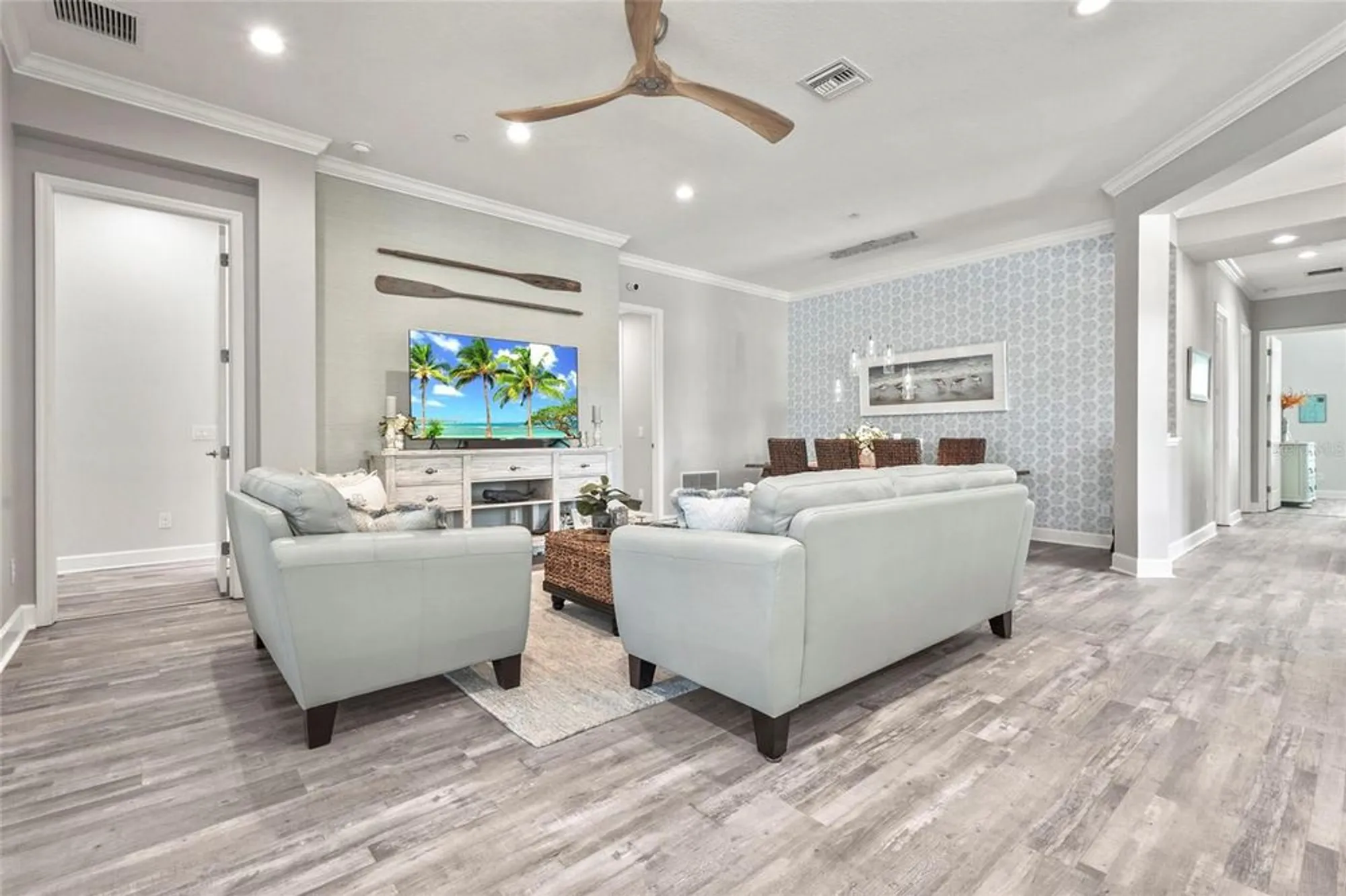 Property Slideshow image 23 of 76 | 303 compass point dr 101, Bradenton, FL, 34209