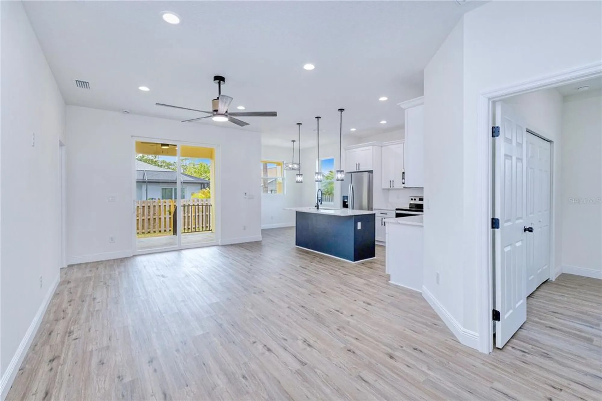 Property Slideshow image 7 of 48 | 4290 oak terrace cir, Port Charlotte, FL, 33953