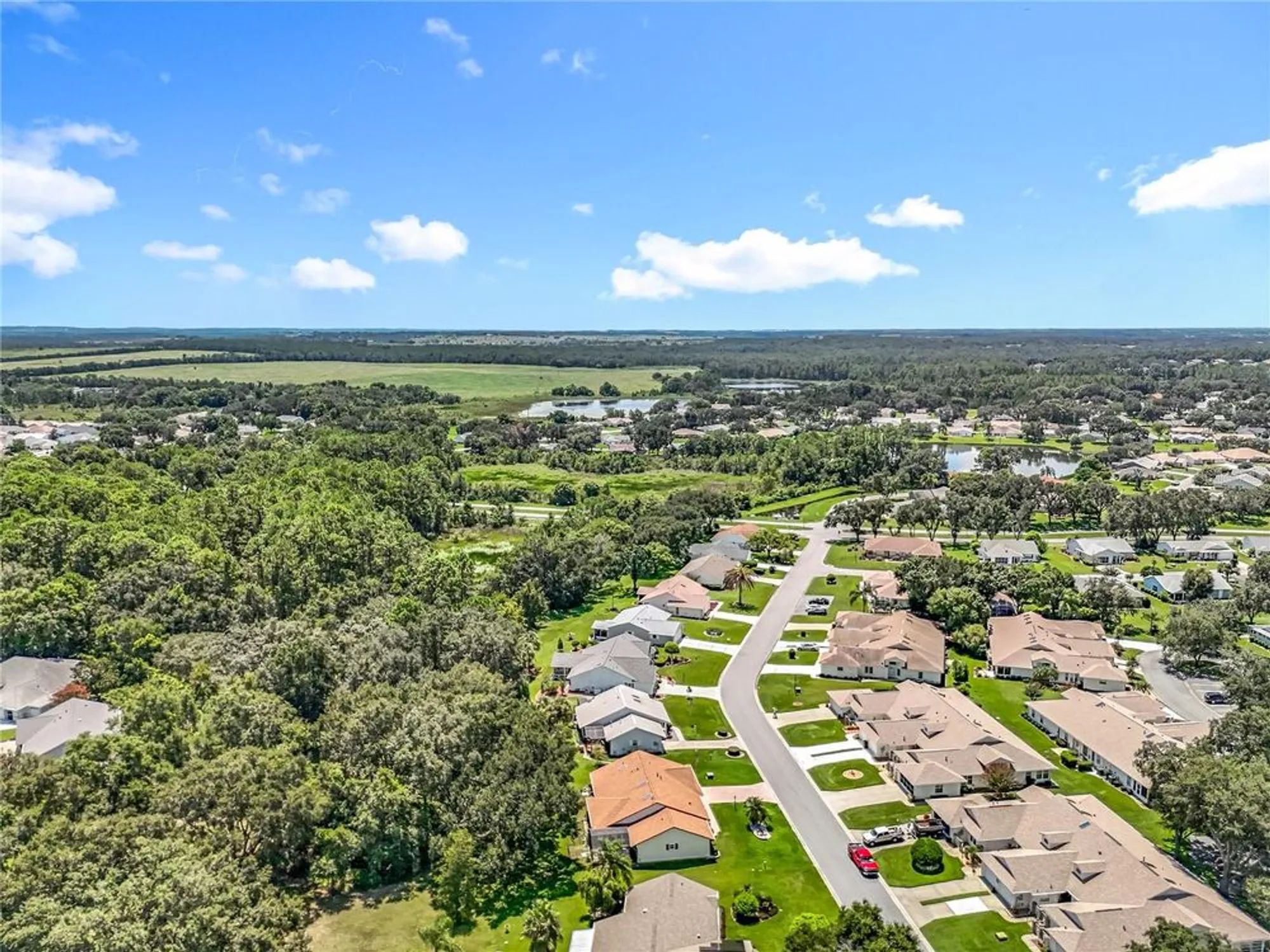 Property Slideshow image 41 of 61 | 26616 racquet cir, Leesburg, FL, 34748