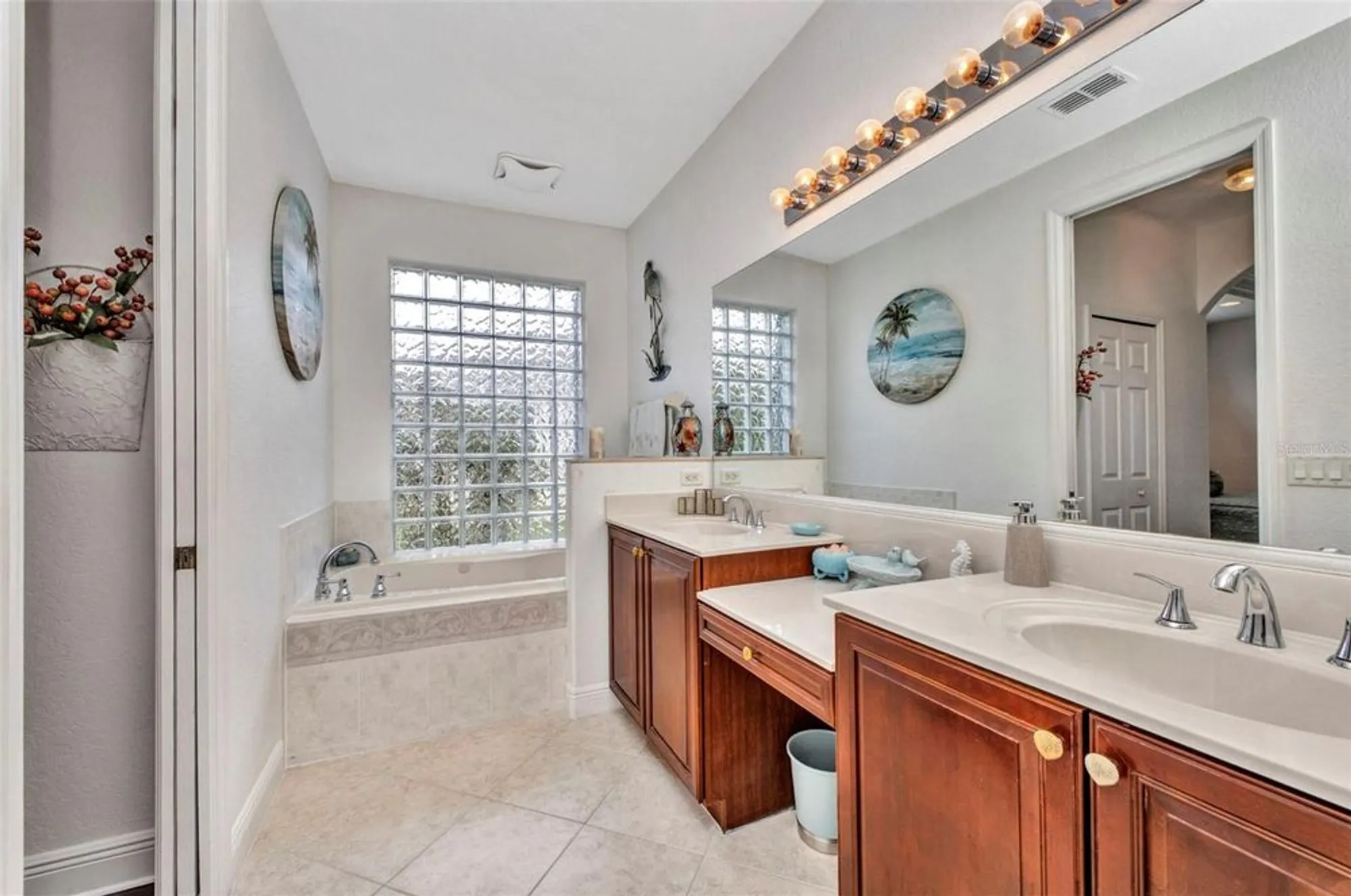 Property Slideshow image 20 of 45 | 24312 westgate blvd, Port Charlotte, FL, 33980