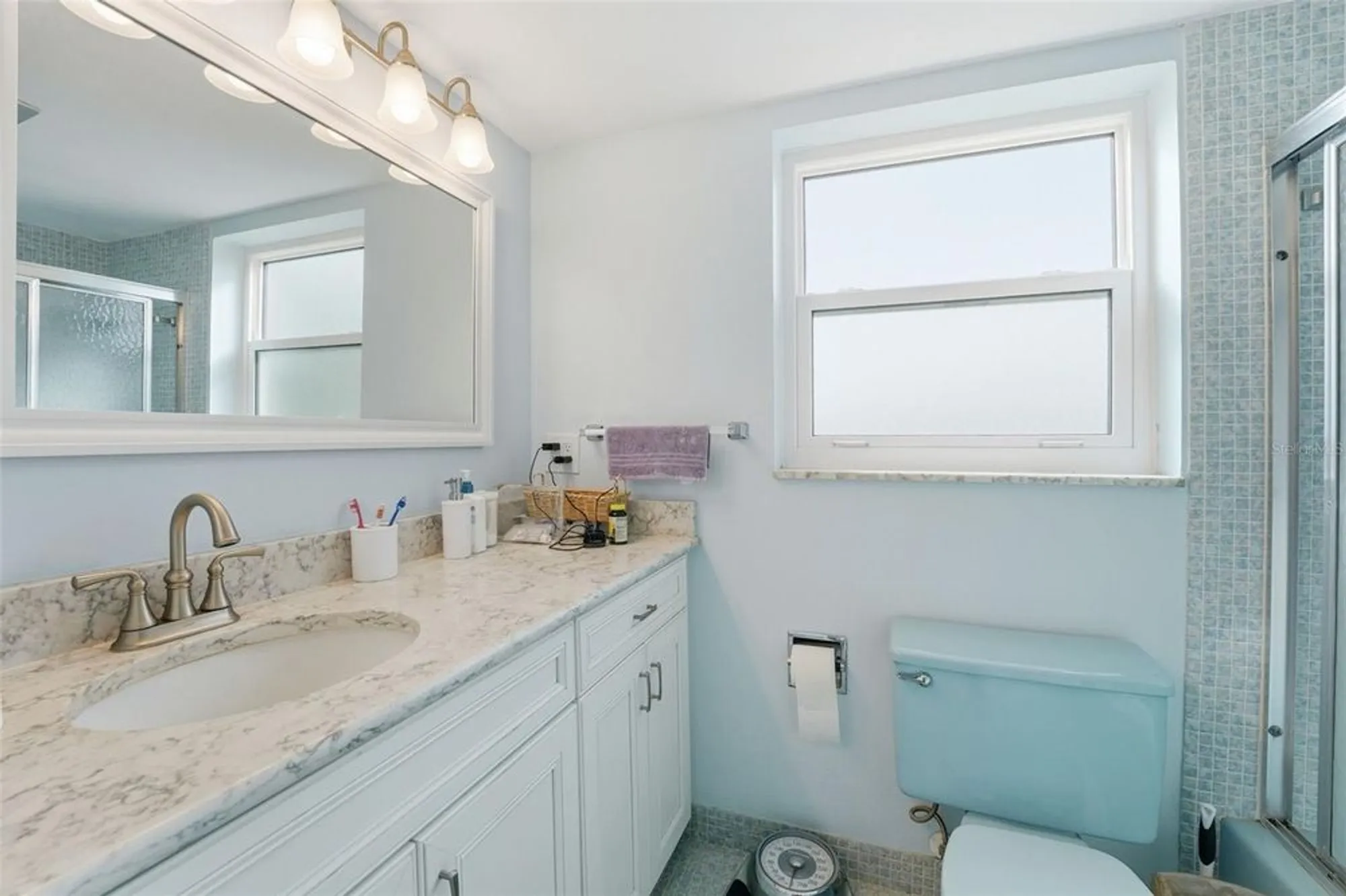 Property Slideshow image 11 of 26 | 7461 w country club dr 301, Sarasota, FL, 34243