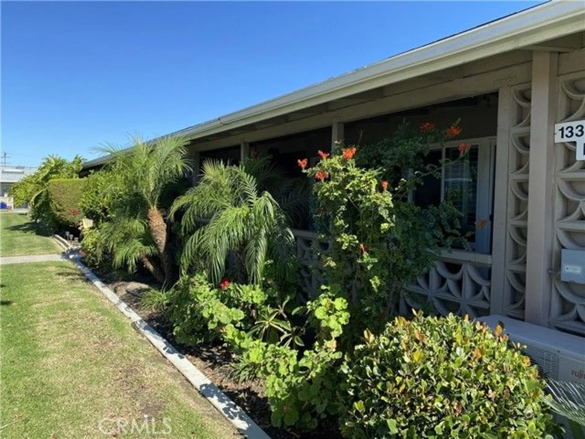 Property Slideshow image 1 of 30 | 13380 danbury ln # m6-130d, Seal Beach, CA, 90740