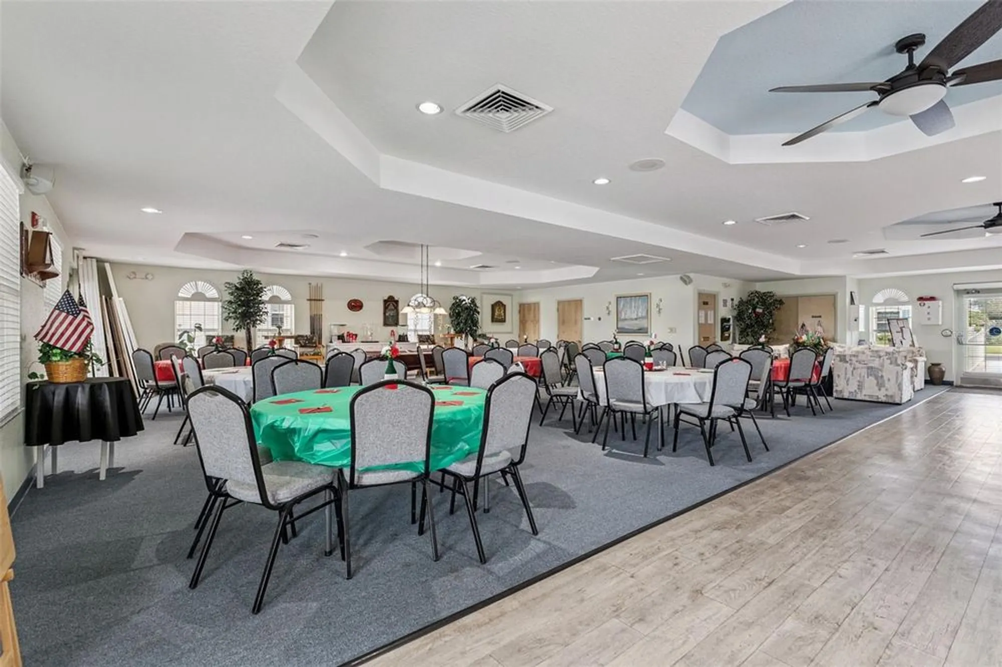 Property Slideshow image 31 of 40 | 400 lake suzanne dr, Lake Wales, FL, 33859