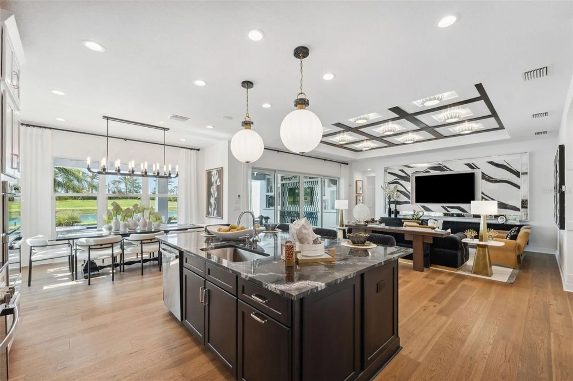 Property Slideshow image 10 of 41 | 3915 corsica pl, Wesley Chapel, FL, 33543