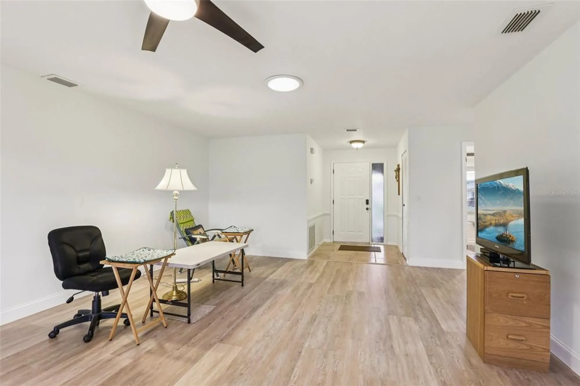 Property Slideshow image 4 of 56 | 2603 lancaster dr, Sun City Center, FL, 33573