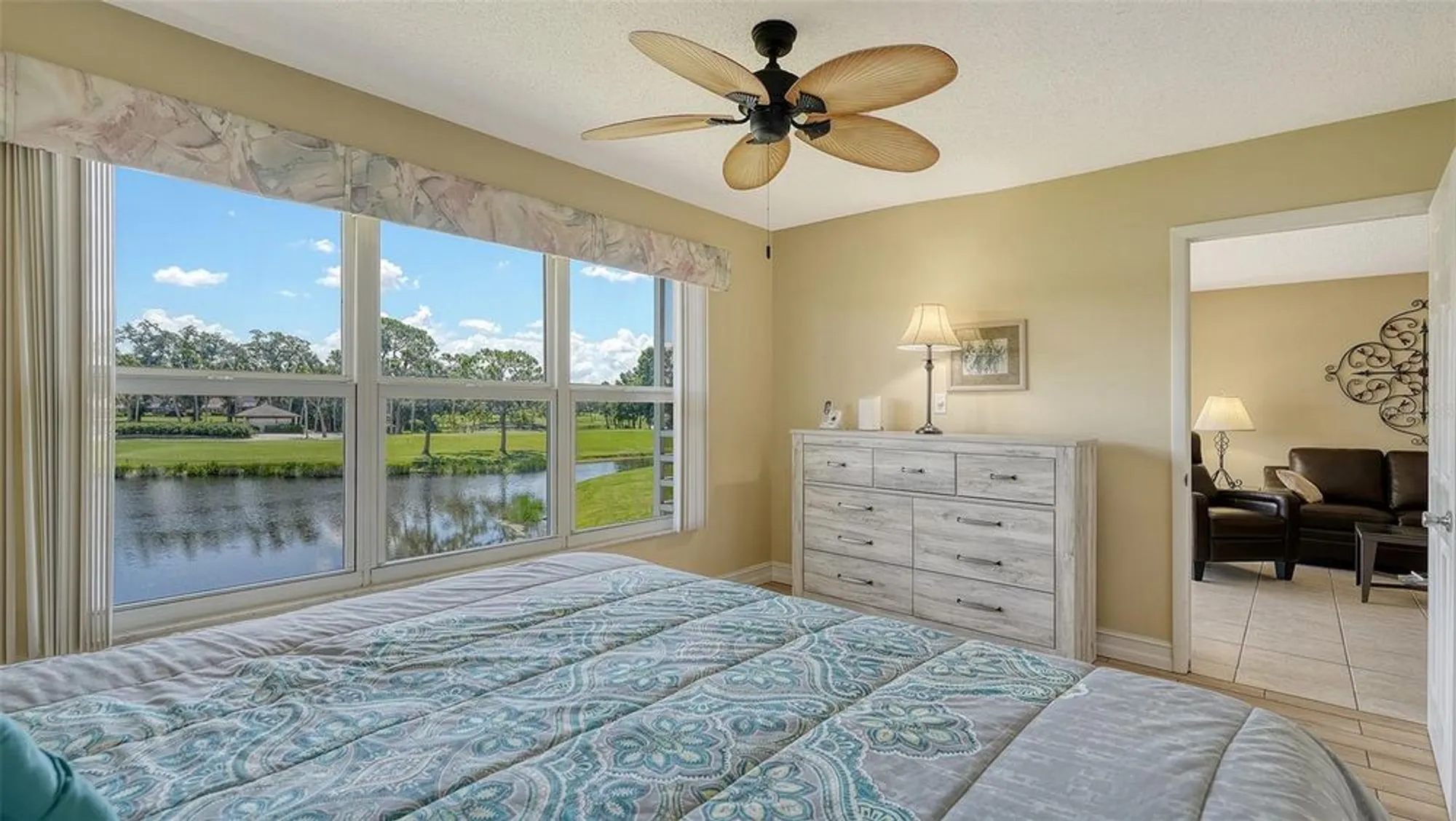 Property Slideshow image 32 of 66 | 7251 w country club dr 226, Sarasota, FL, 34243