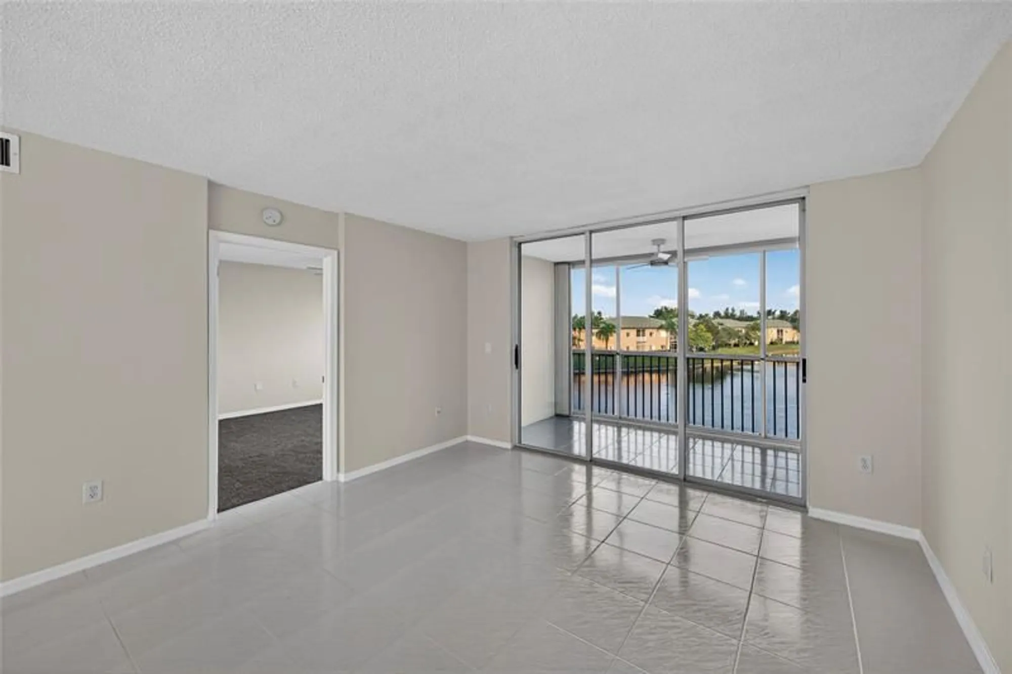 Property Slideshow image 25 of 39 | 7882 trent dr 310, Tamarac, FL, 33321