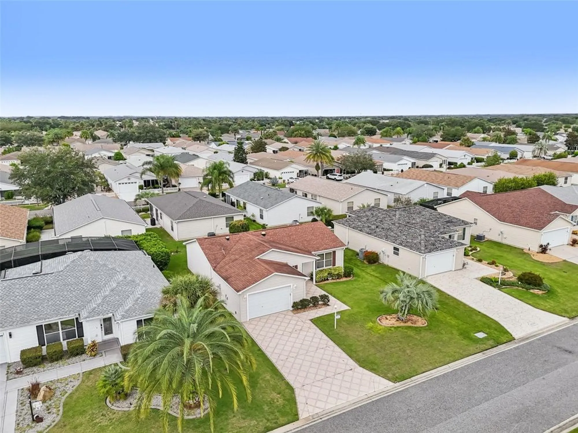 Property Slideshow image 39 of 47 | 2543 raintree dr, The Villages, FL, 32162