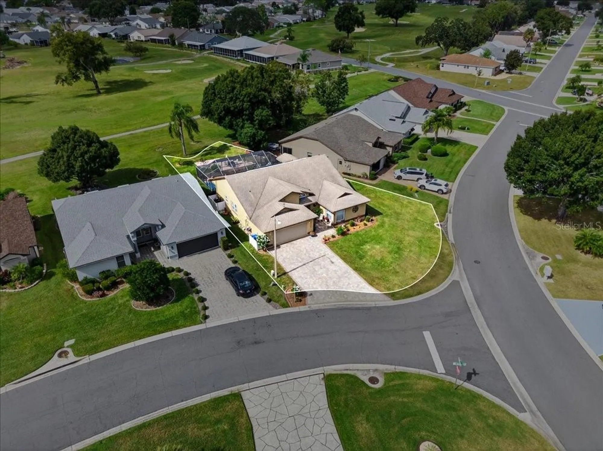 Property Slideshow image 34 of 81 | 6160 crane dr, Lakeland, FL, 33809