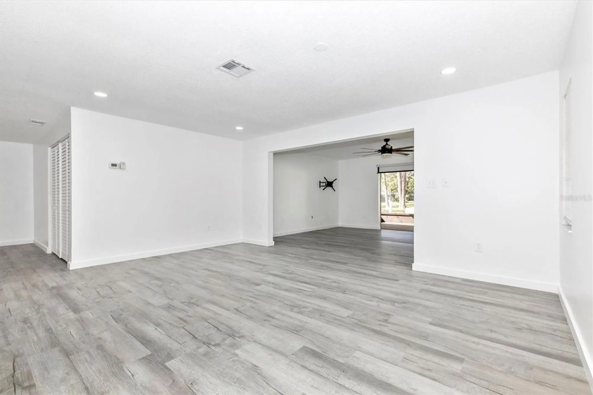 Property Slideshow image 29 of 74 | 6124 green view dr # 139, Sarasota, FL, 34231