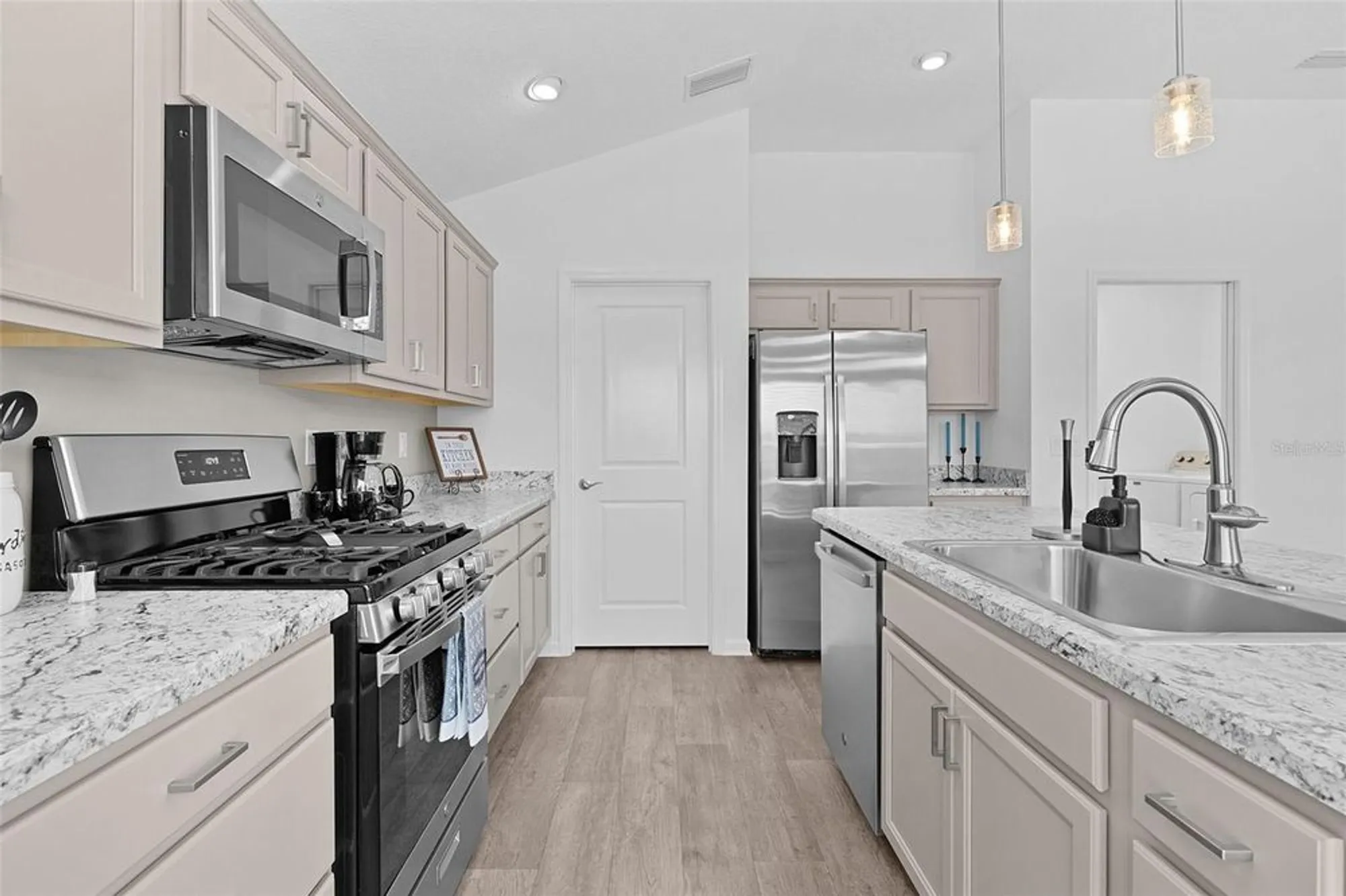 Property Slideshow image 10 of 42 | 3358 brianna ln, The Villages, FL, 32163