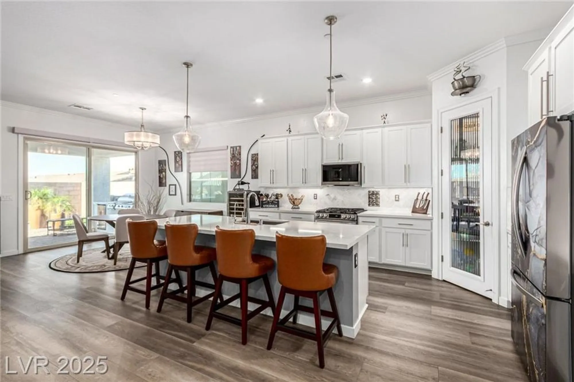 Property Slideshow image 13 of 43 | 685 sunray park st, Henderson, NV, 89011