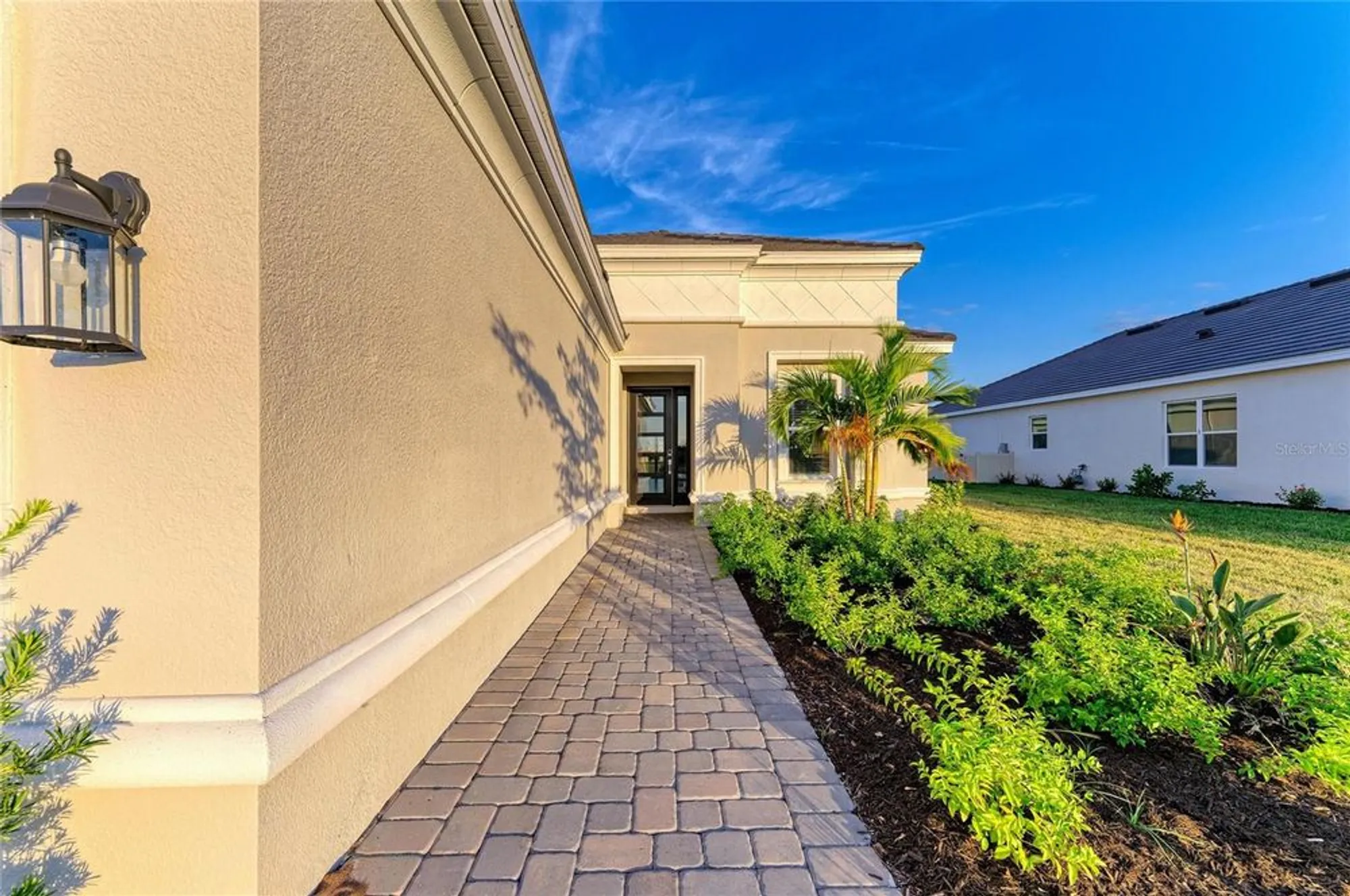 Property Slideshow image 14 of 72 | 3303 vicenza ct, Lakewood Ranch, FL, 34211