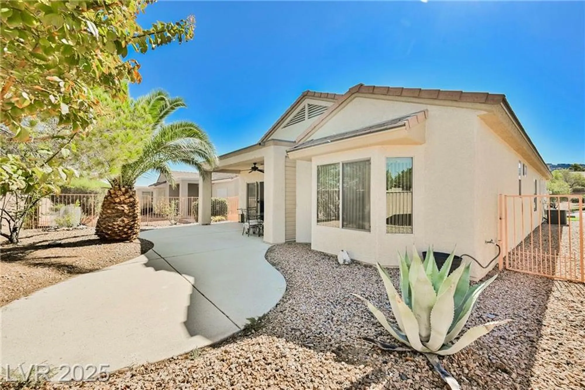 Property Slideshow image 31 of 50 | 1818 eagle mesa ave, Henderson, NV, 89012