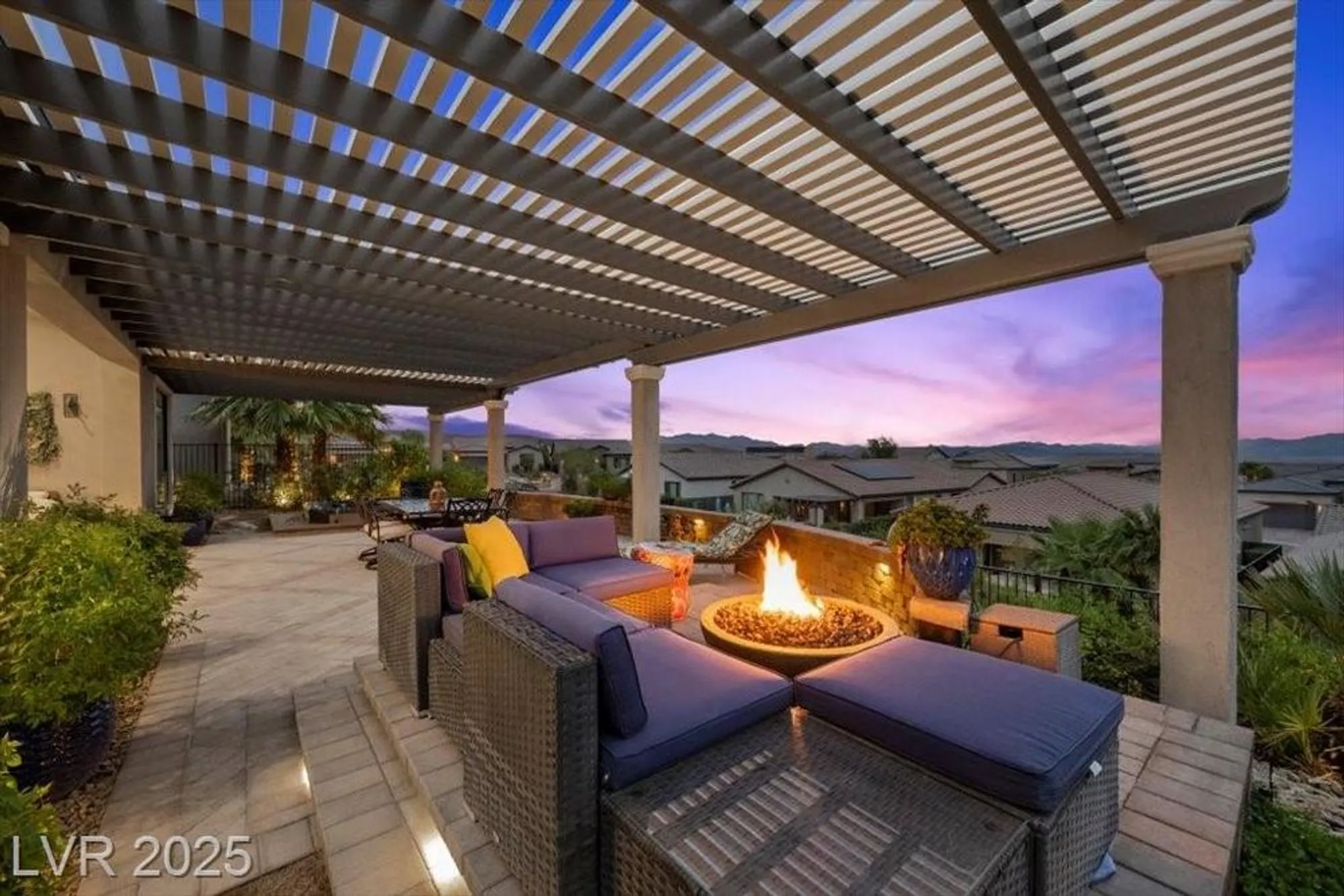 Property Slideshow image 37 of 69 | 44 stone yucca ct, Henderson, NV, 89011