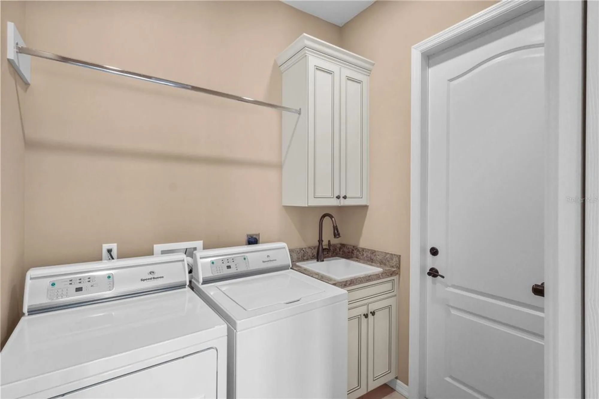 Property Slideshow image 30 of 57 | 1833 lancashire dr, Venice, FL, 34293