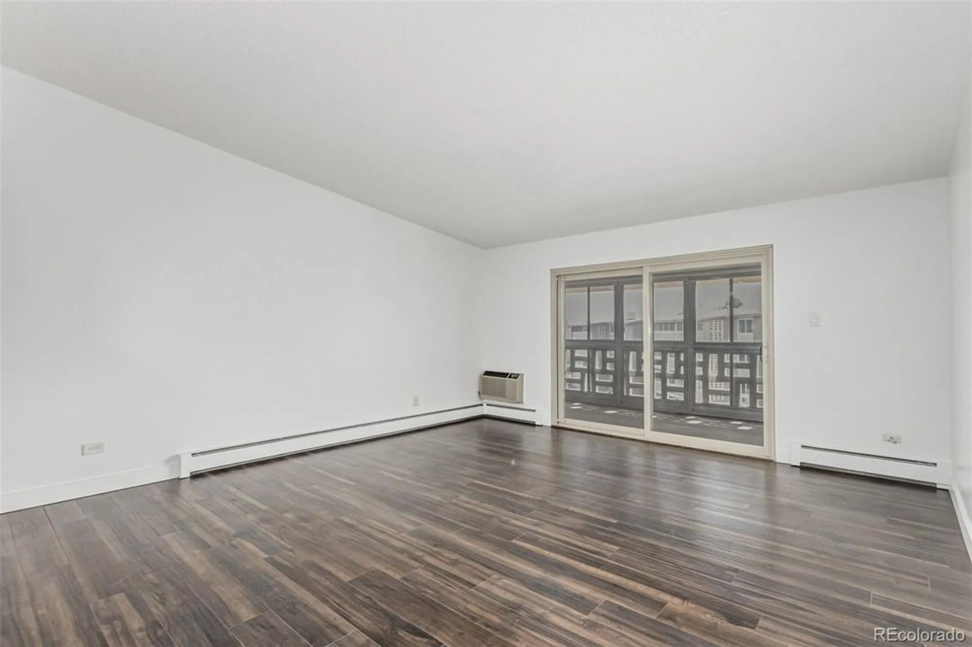 Property Slideshow image 6 of 31 | 300 s clinton st apt 7d, Denver, CO, 80247