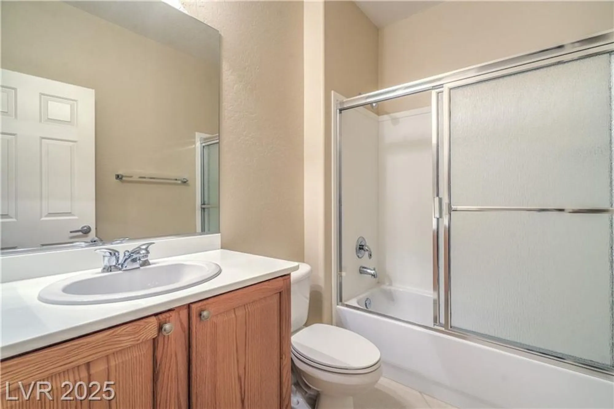 Property Slideshow image 23 of 55 | 2504 ashen light dr, Henderson, NV, 89044