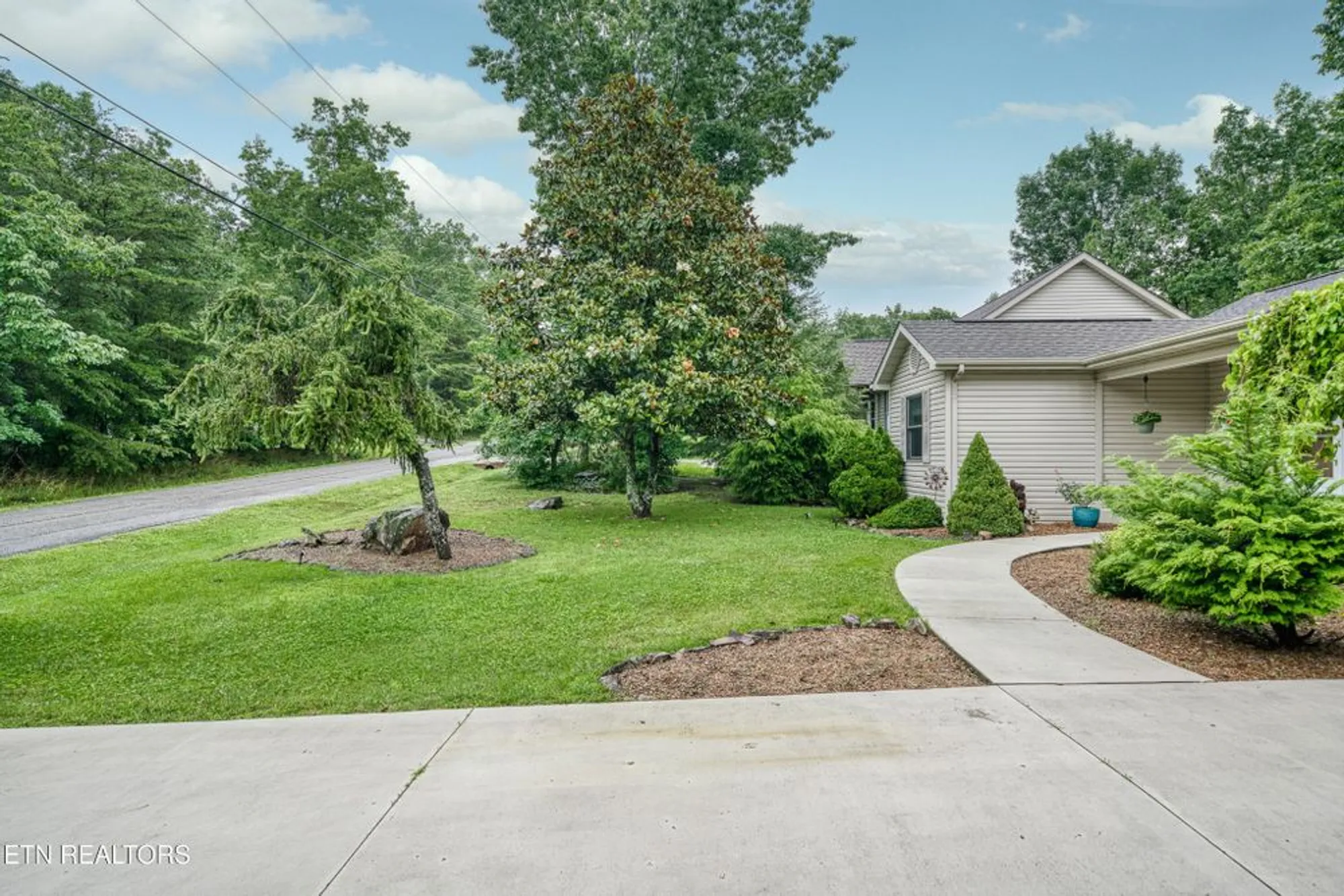 Property Slideshow image 8 of 41 | 125 fairhaven dr, Crossville, TN, 38558