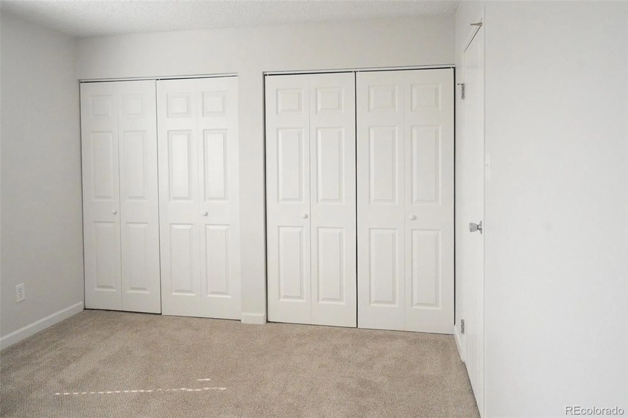 Property Slideshow image 9 of 31 | 14091 e marina dr apt 612, Aurora, CO, 80014
