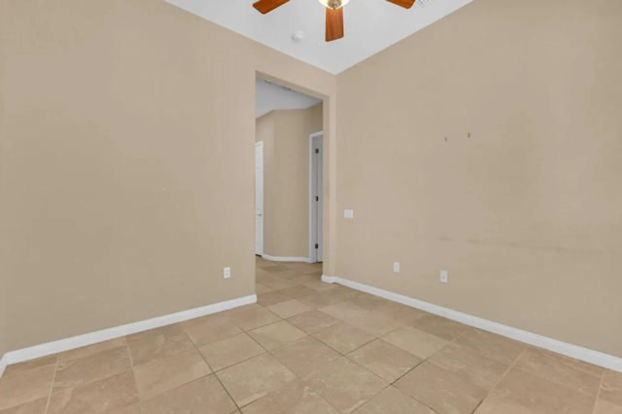 Property Slideshow image 27 of 47 | 81183 avenida tres lagunas, Indio, CA, 92203