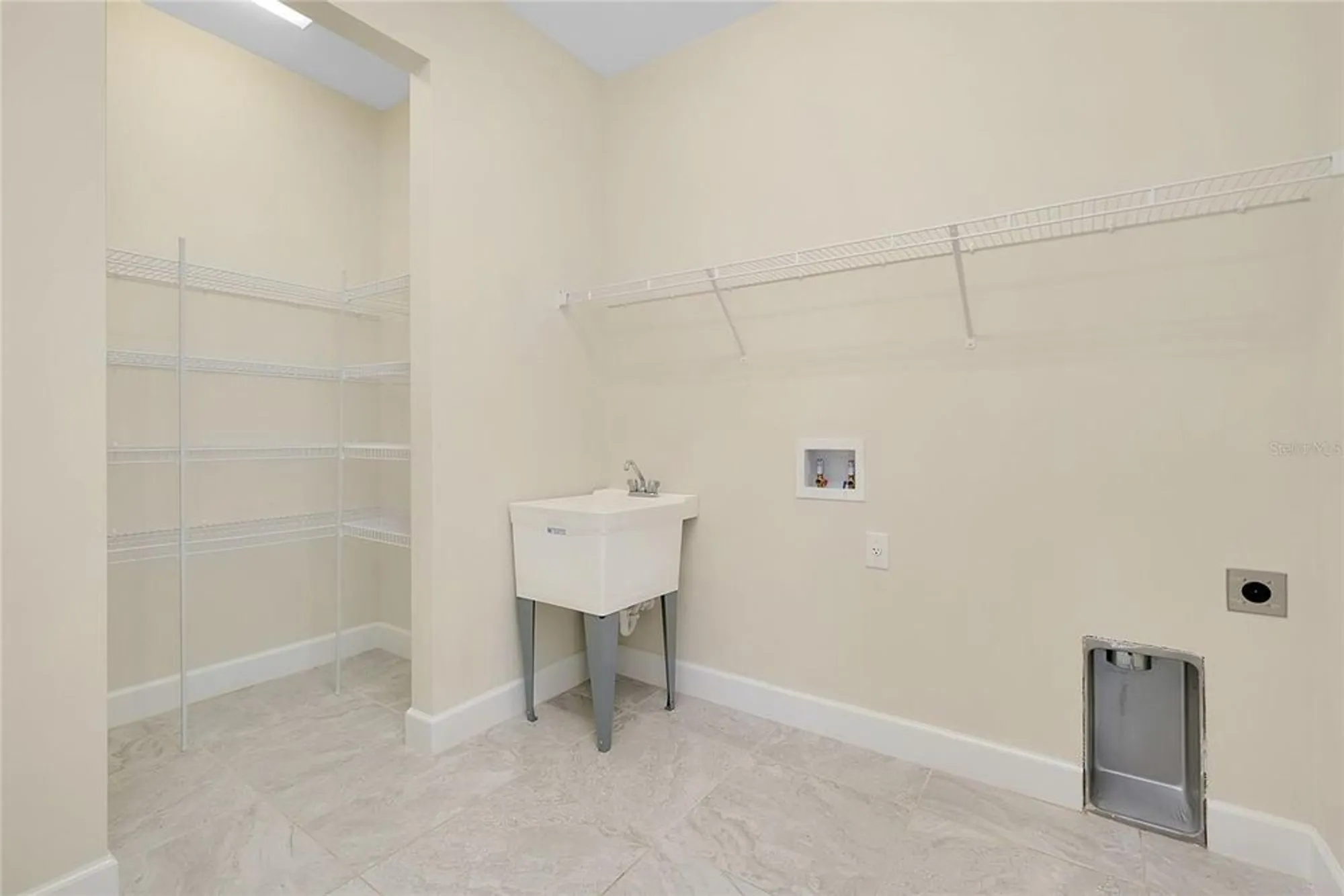 Property Slideshow image 45 of 78 | 1565 hyssop loop, North Port, FL, 34289