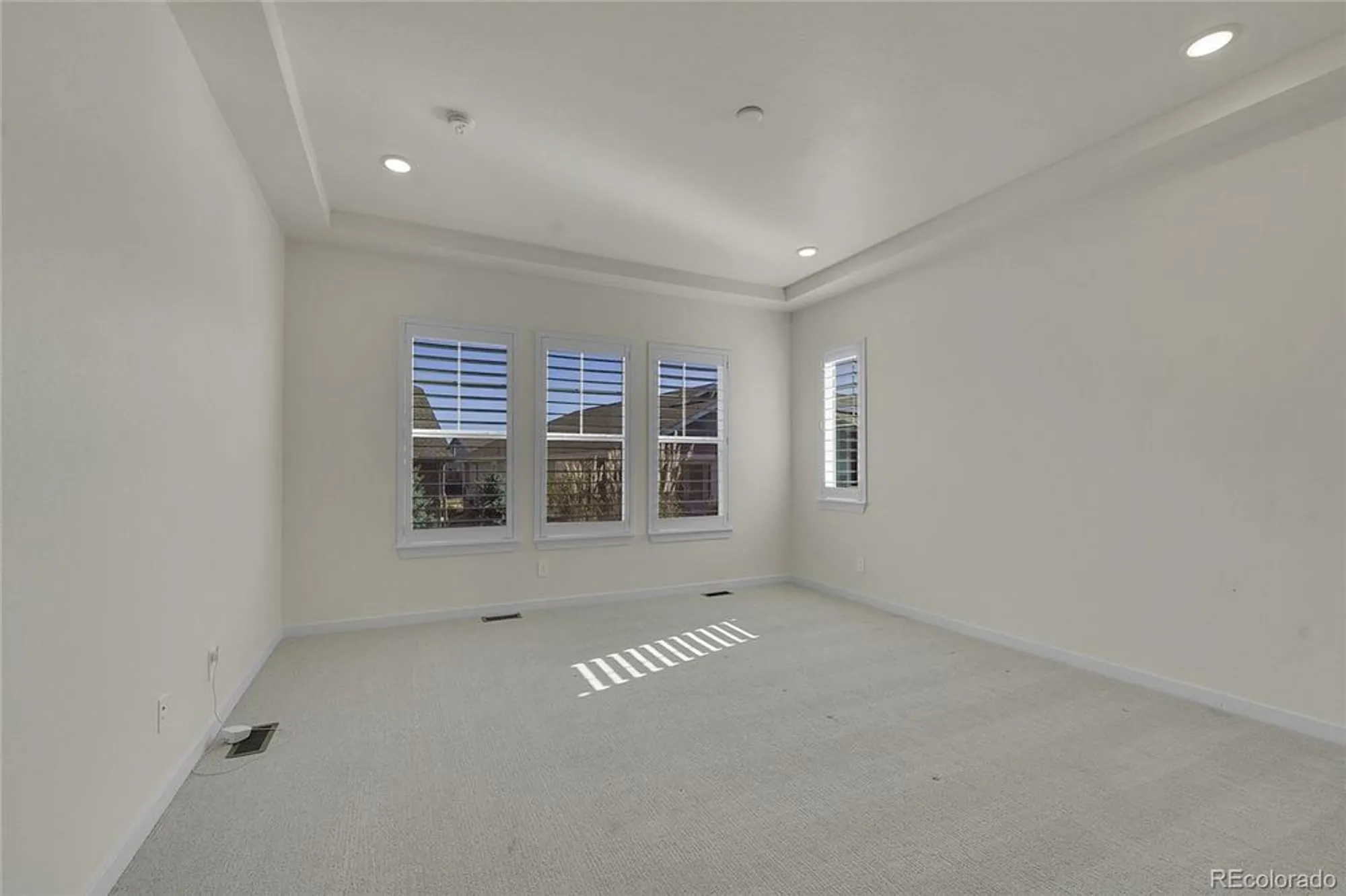 Property Slideshow image 17 of 44 | 8538 s quatar st, Aurora, CO, 80016