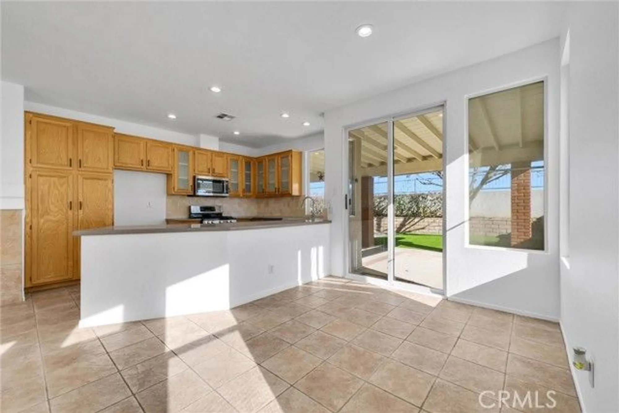 Property Slideshow image 11 of 47 | 4826 crenshaw cir, Banning, CA, 92220