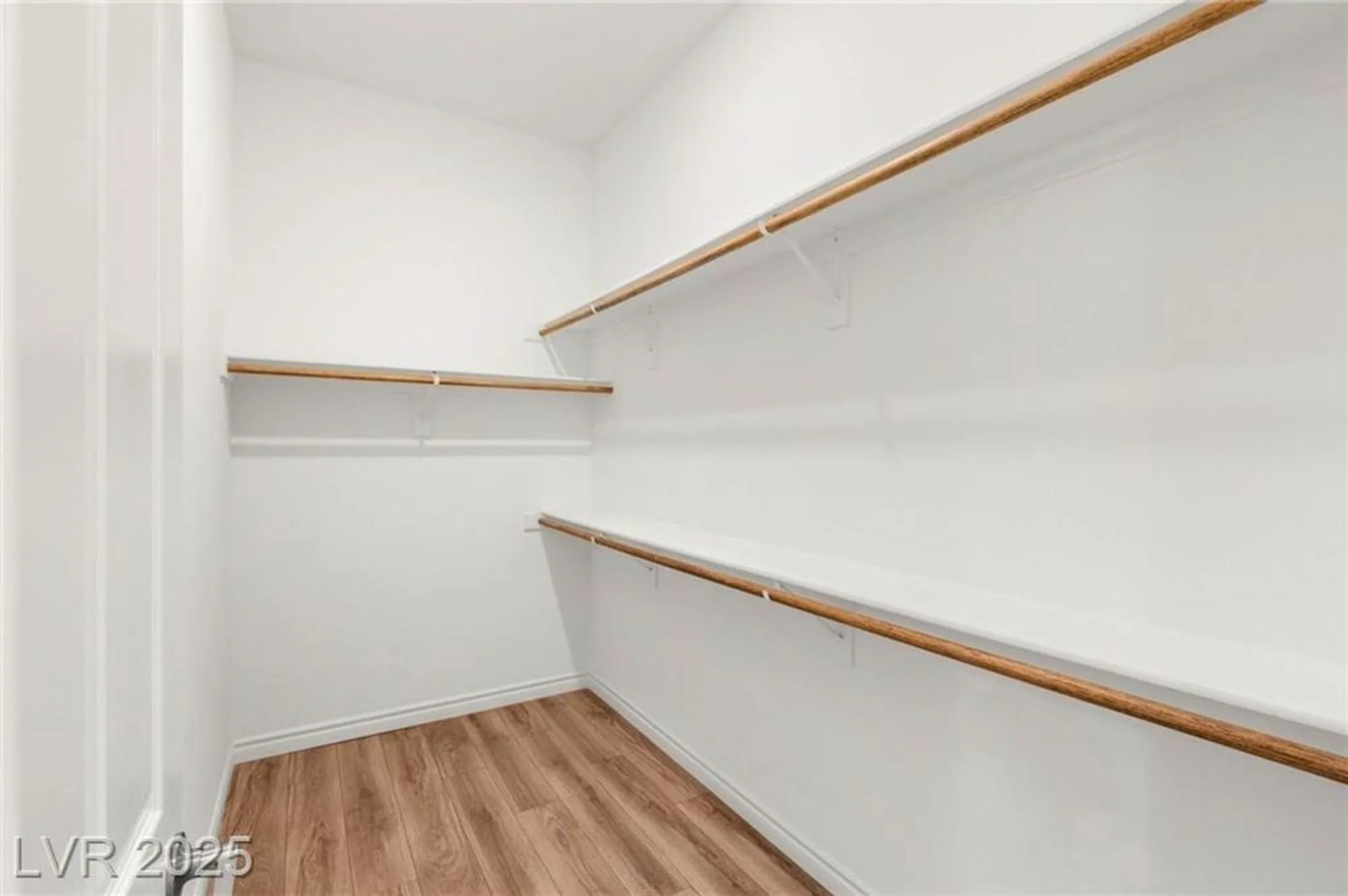 Property Slideshow image 35 of 51 | 209 bellini peak ave, Henderson, NV, 89011