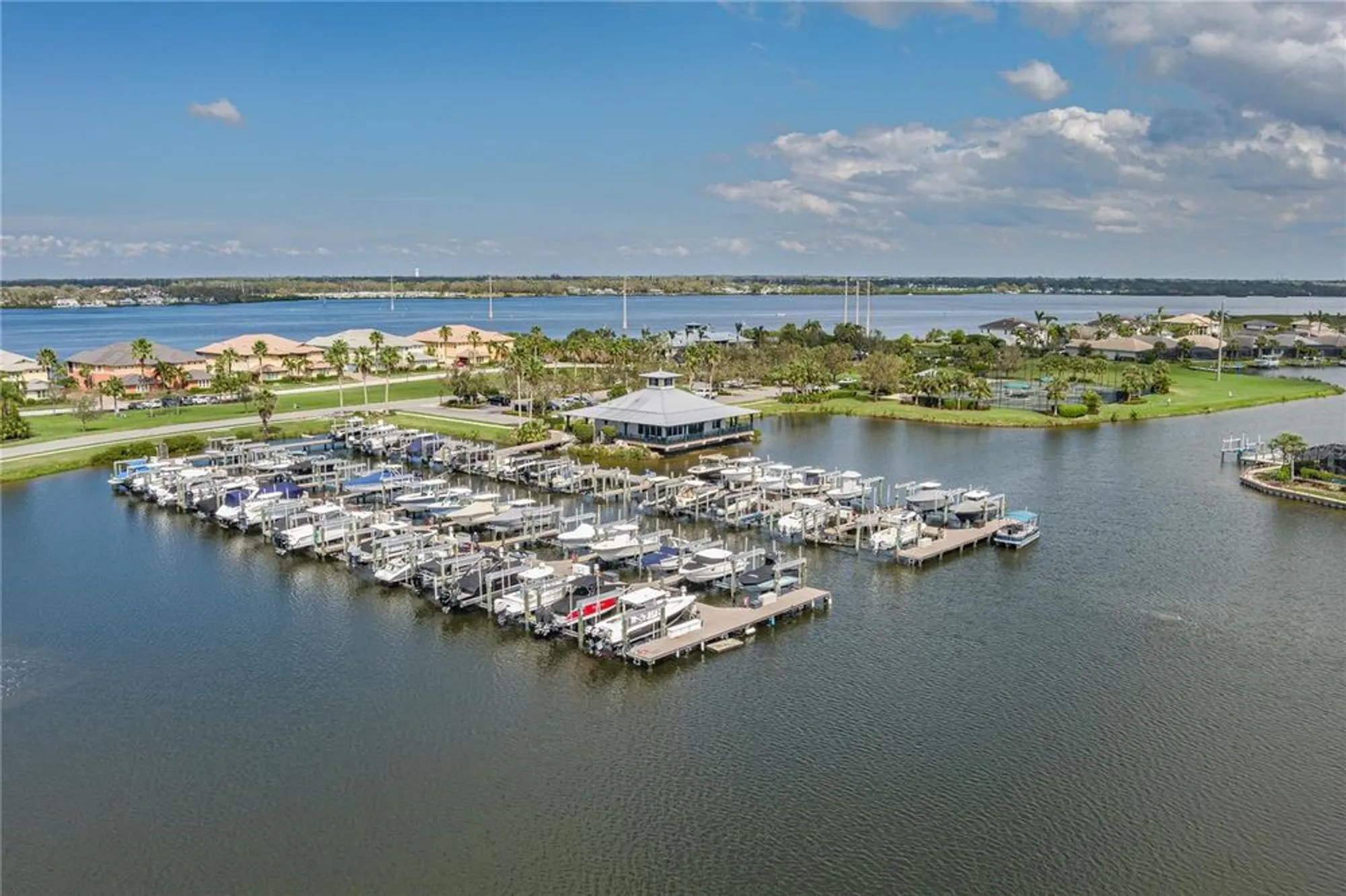 Property Slideshow image 40 of 56 | 5040 lake overlook ave, Bradenton, FL, 34208