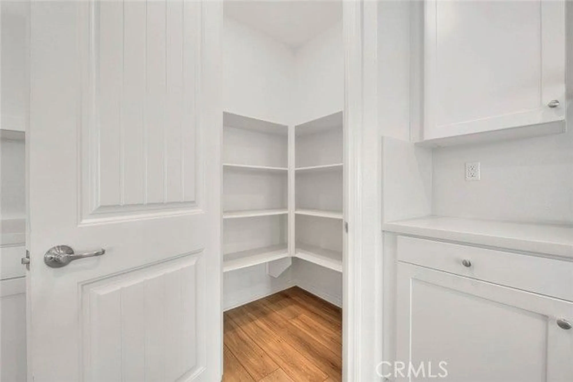 Property Slideshow image 13 of 45 | 4068 e amigos privado, Ontario, CA, 91761