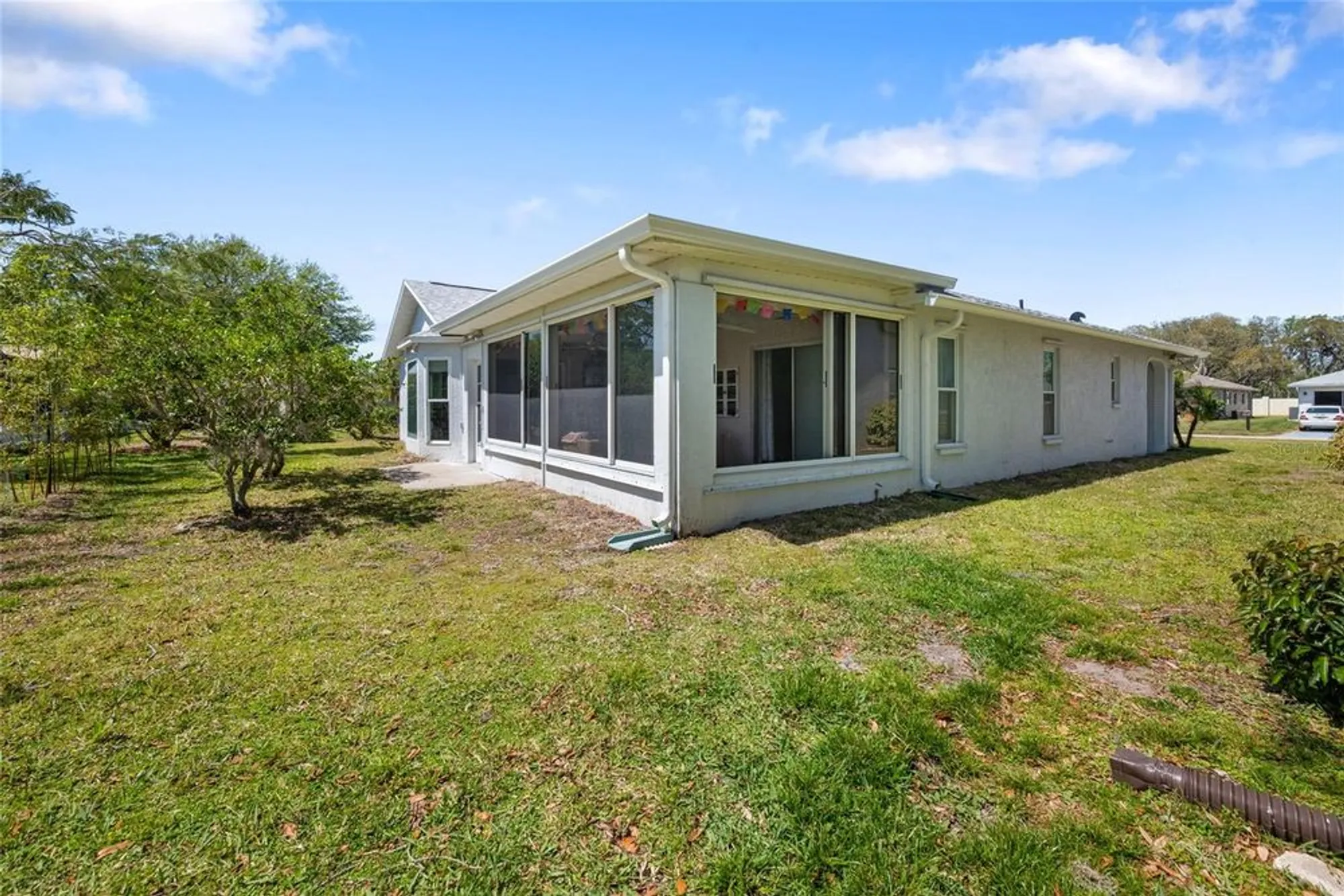 Property Slideshow image 35 of 50 | 3948 tarpon pointe cir, Palm Harbor, FL, 34684