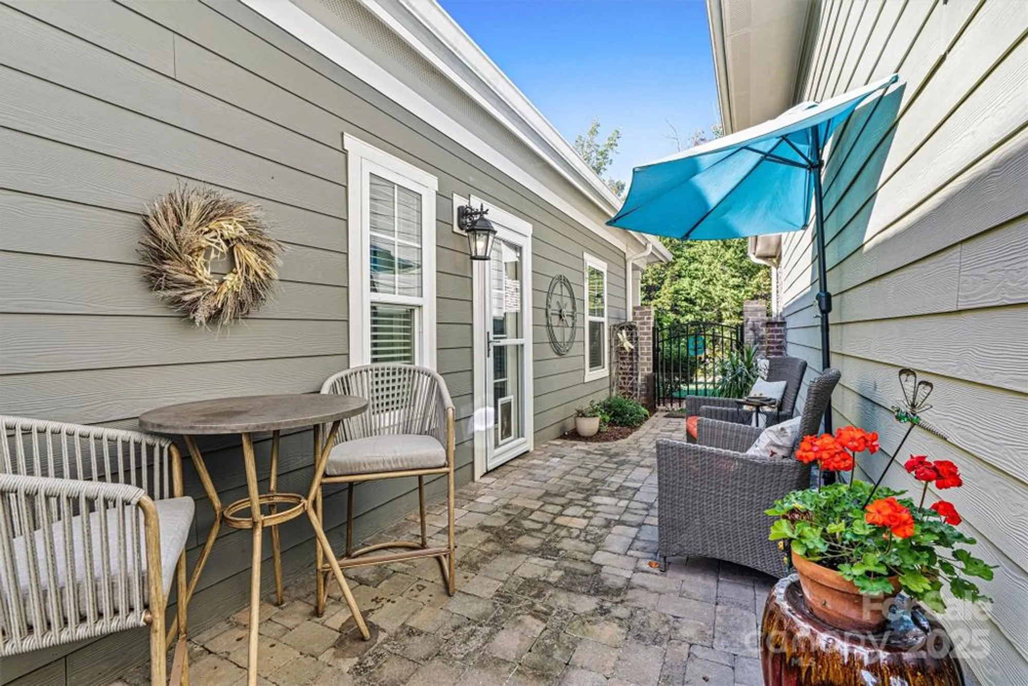 Property Slideshow image 29 of 35 | 7520 fairway villa cir, Denver, NC, 28037