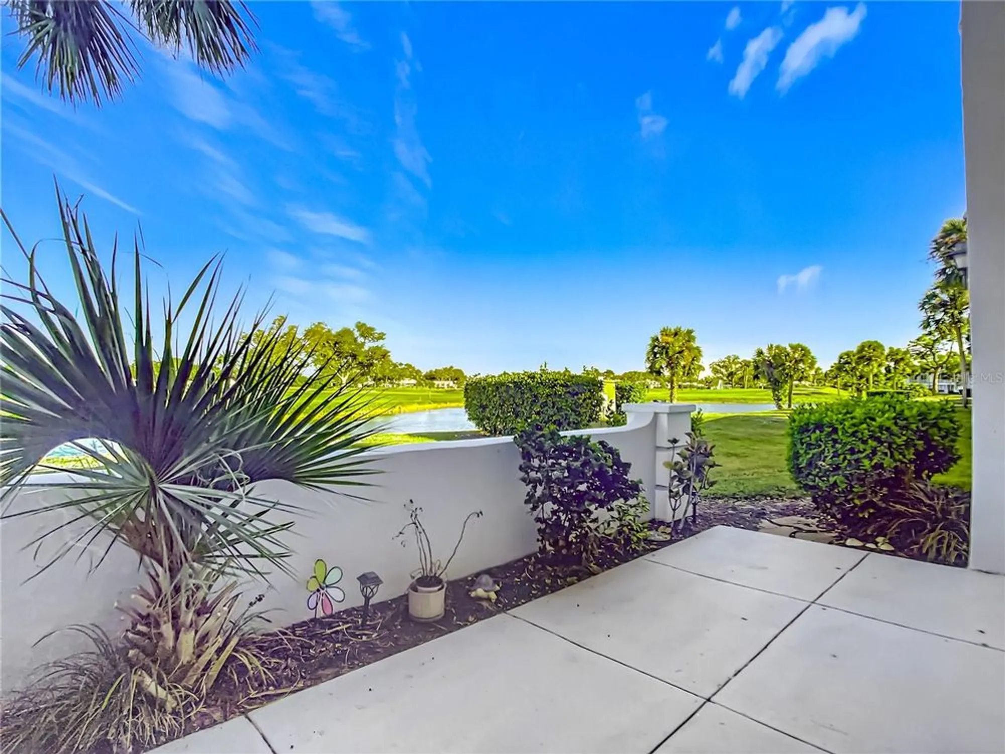 Property Slideshow image 9 of 57 | 404 cerromar cir 115, Venice, FL, 34293