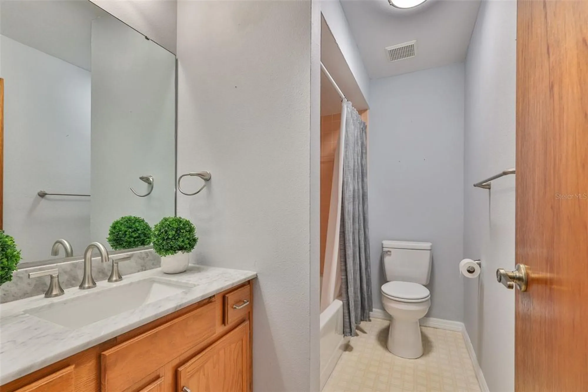 Property Slideshow image 17 of 39 | 6253 sandpipers dr, Lakeland, FL, 33809