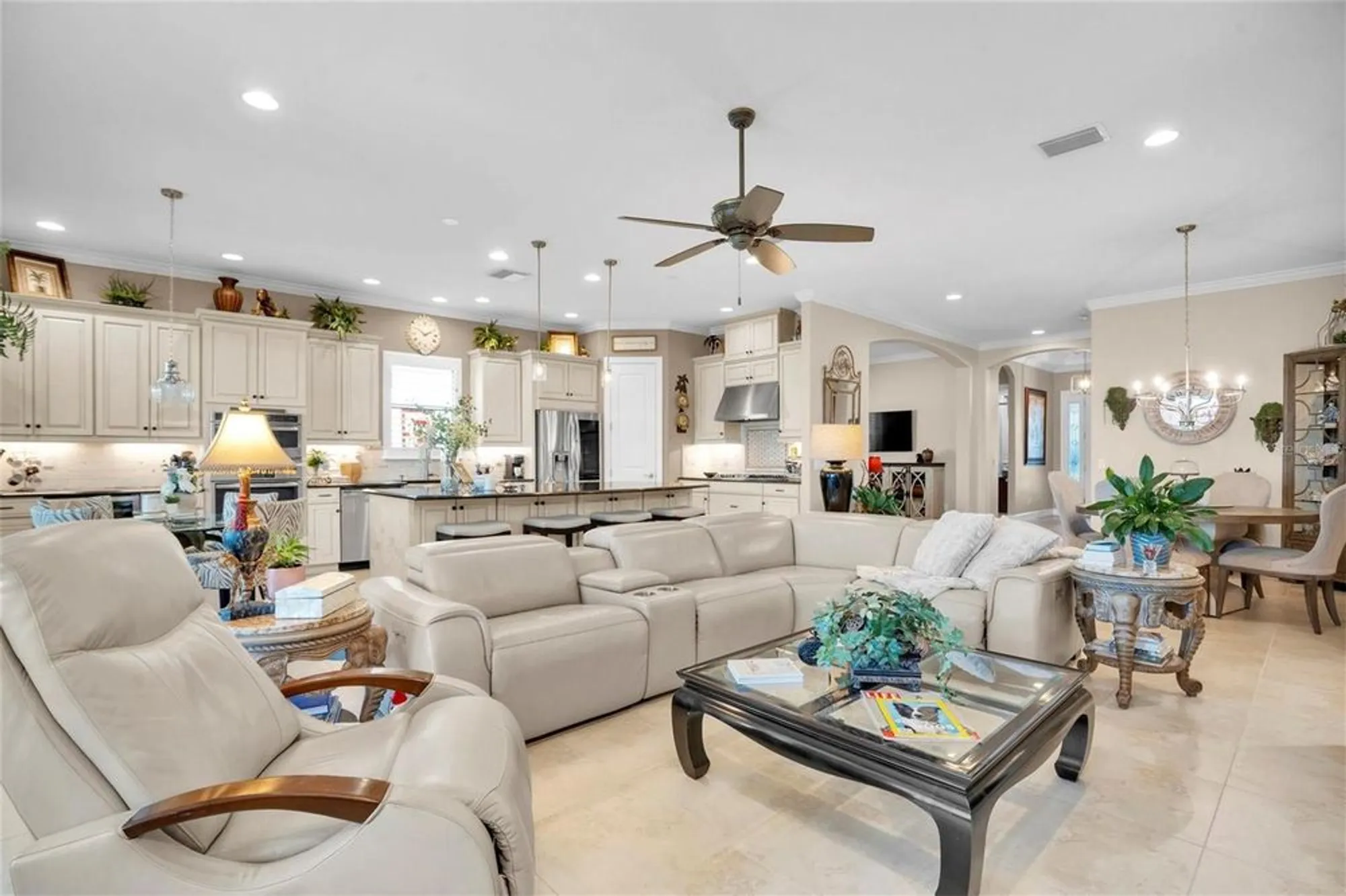 Property Slideshow image 10 of 64 | 3239 forsythia dr, Odessa, FL, 33556
