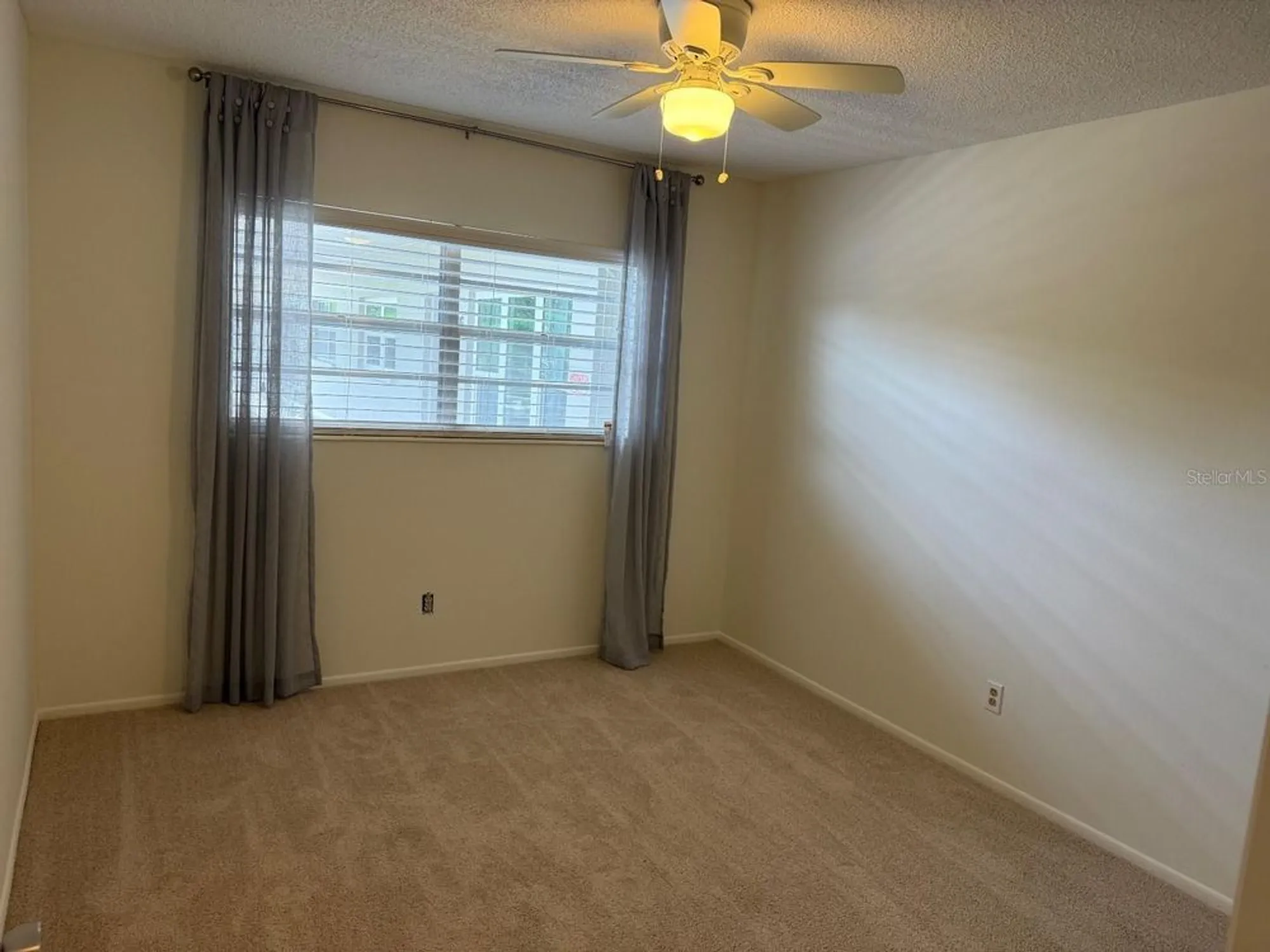 Property Slideshow image 20 of 31 | 2426 persian dr apt 38, Clearwater, FL, 33763
