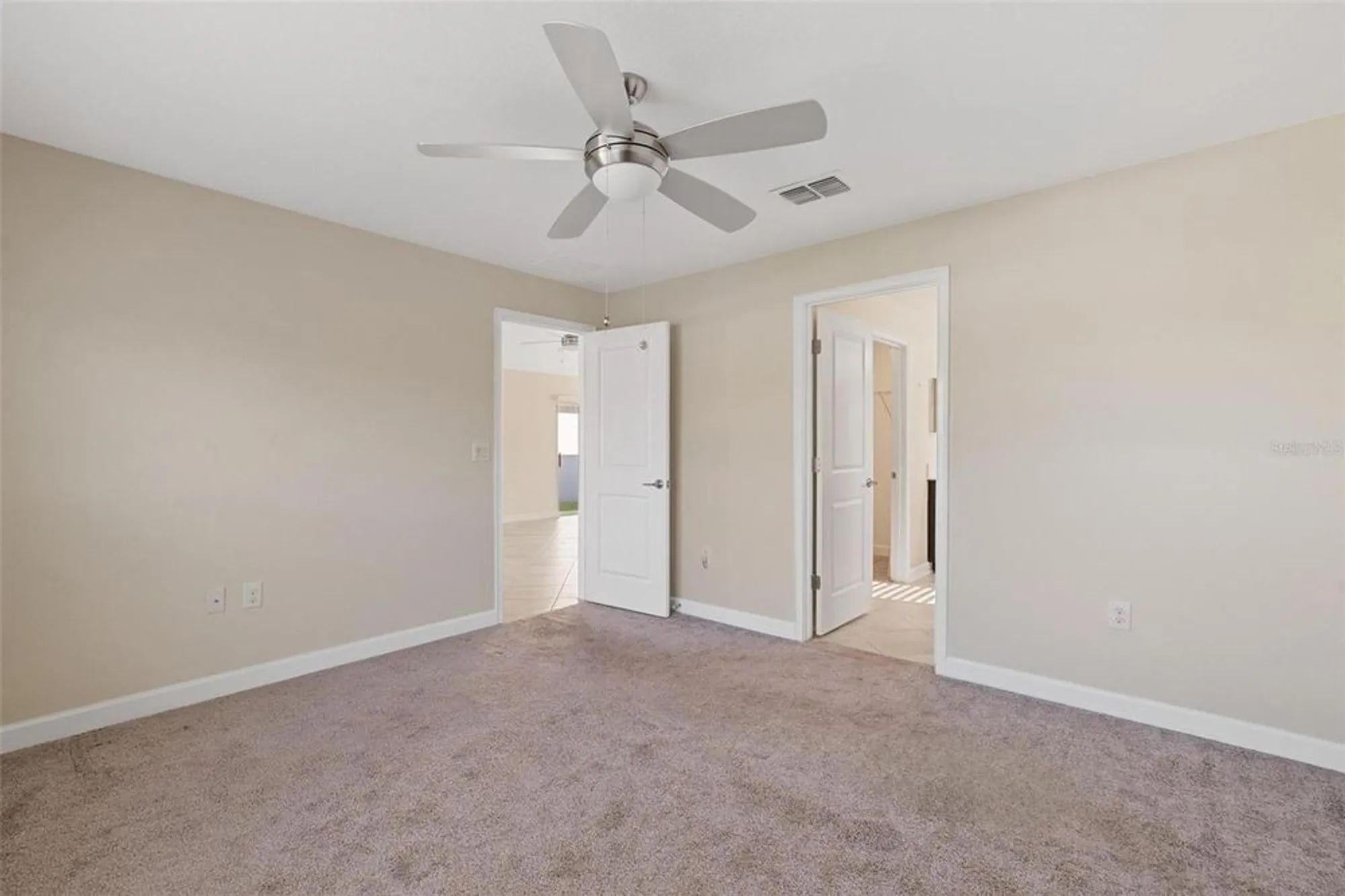 Property Slideshow image 17 of 29 | 3348 raleigh dr, Winter Haven, FL, 33884