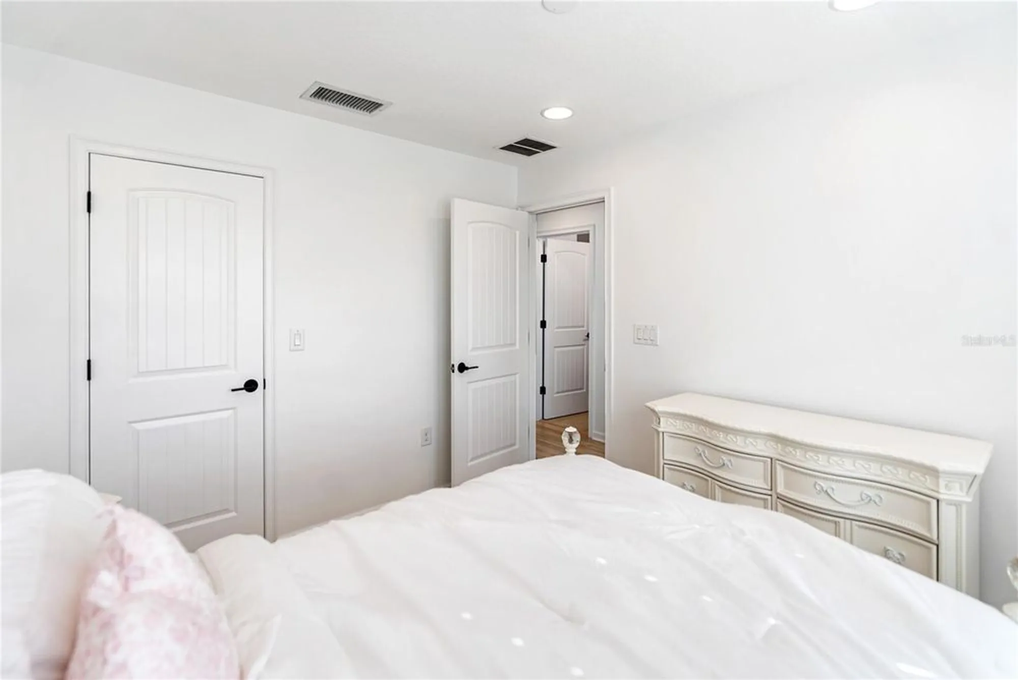 Property Slideshow image 37 of 50 | 11831 meadowgate pl, Bradenton, FL, 34211