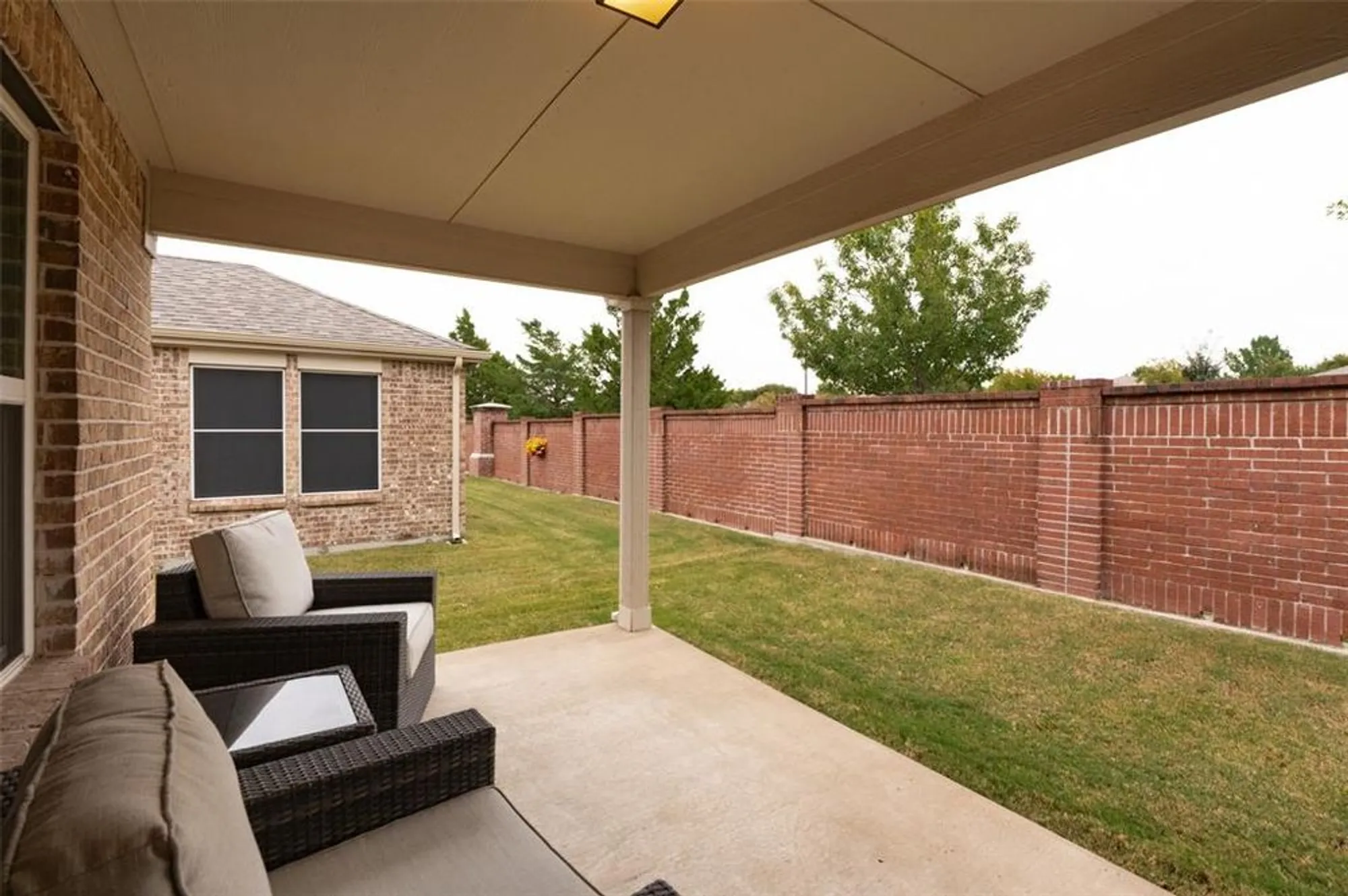 Property Slideshow image 21 of 25 | 8040 cool river dr, Frisco, TX, 75036