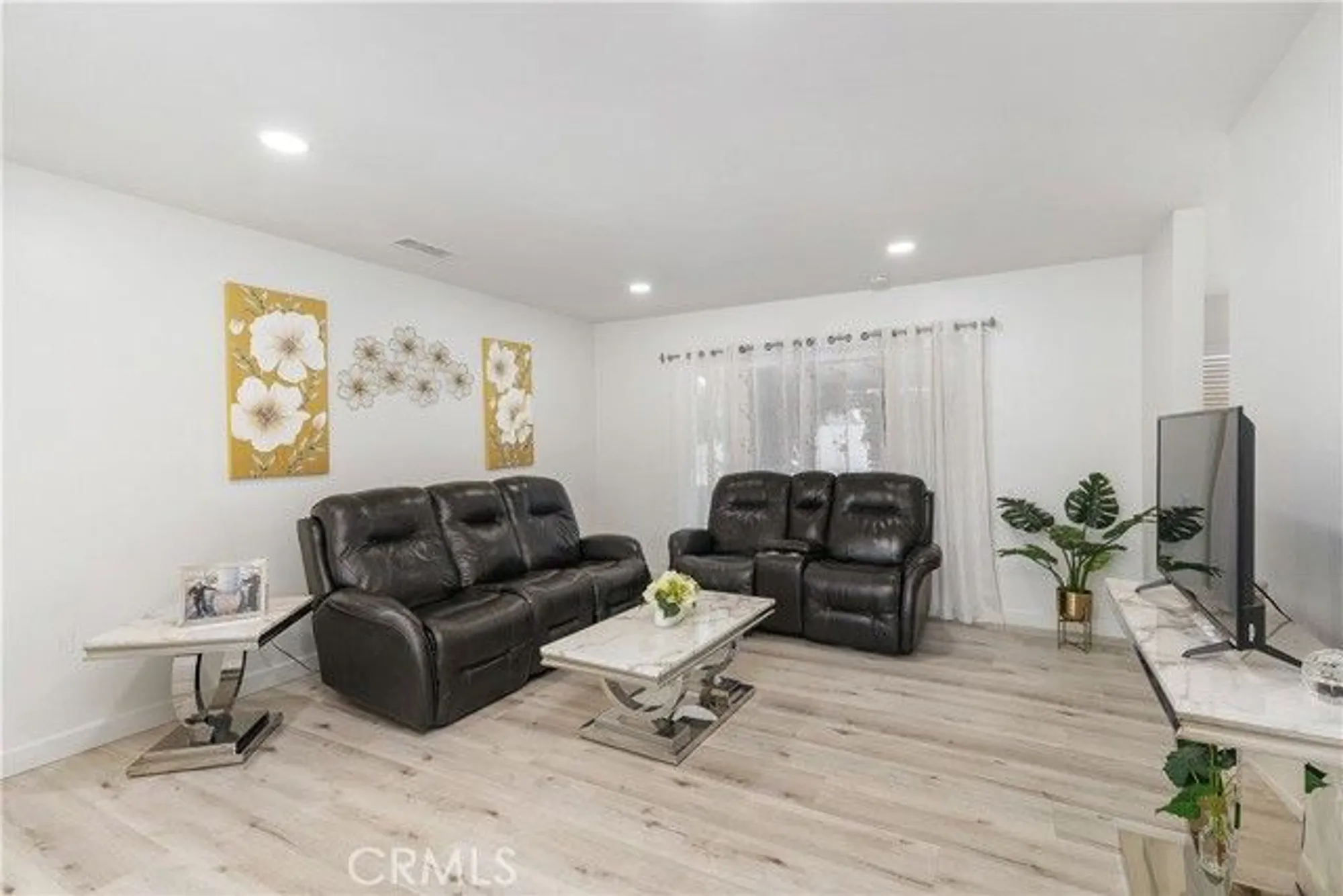 Property Slideshow image 6 of 47 | 26081 lancaster dr, Menifee, CA, 92586