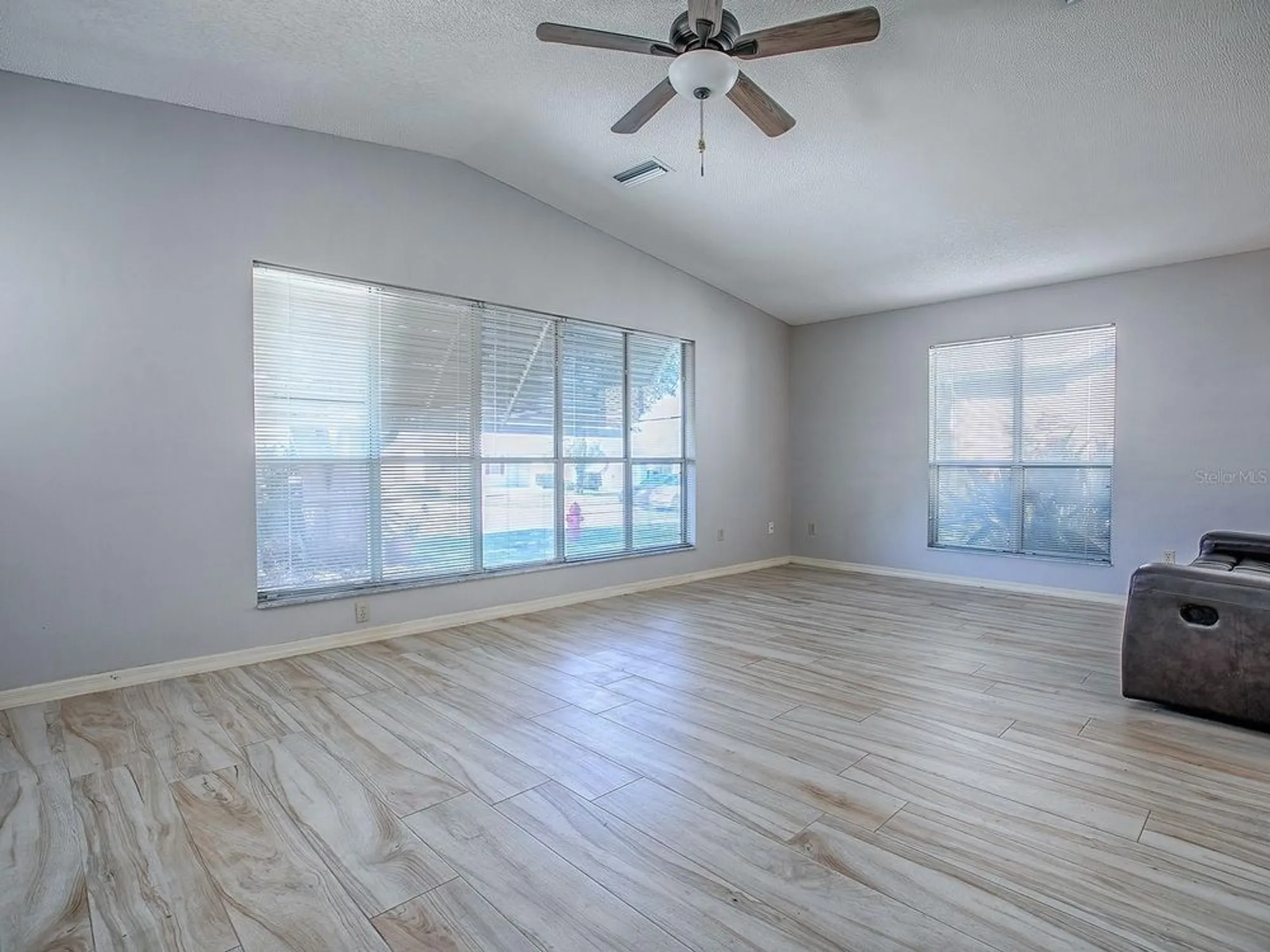 Property Slideshow image 9 of 44 | 1133 del toro dr, The Villages, FL, 32159