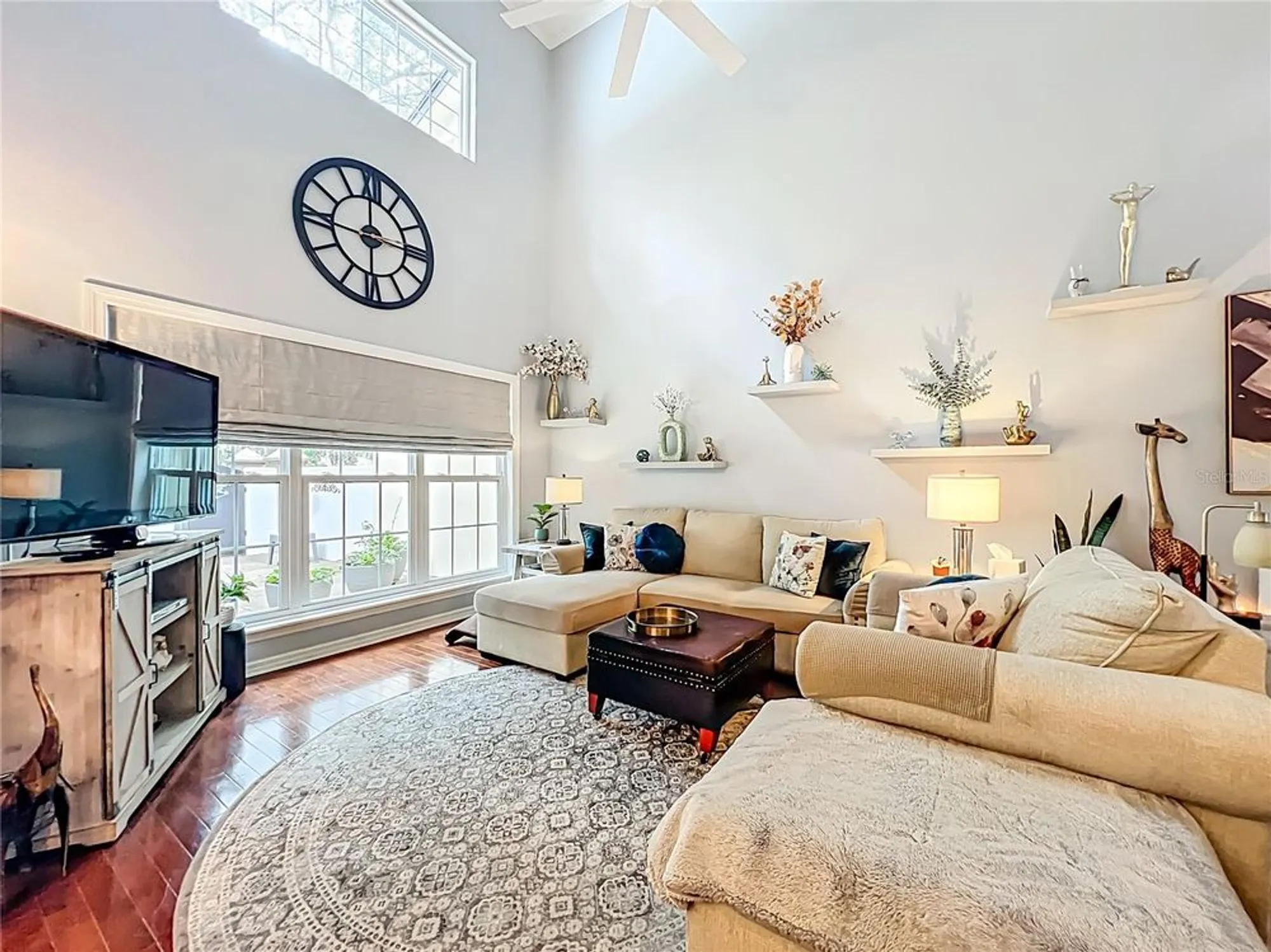 Property Slideshow image 17 of 55 | 1120 avenida de las casas, The Villages, FL, 32159