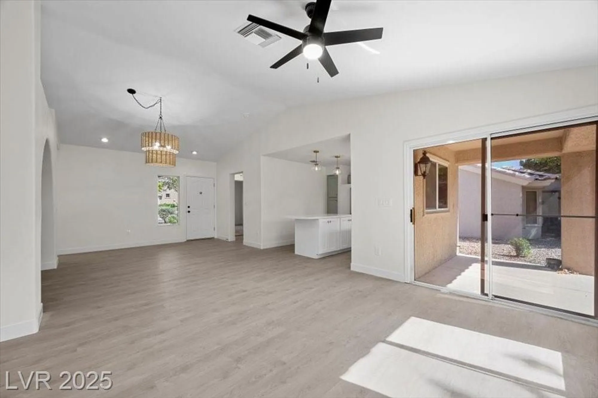 Property Slideshow image 10 of 27 | 2216 spring water dr, Las Vegas, NV, 89134