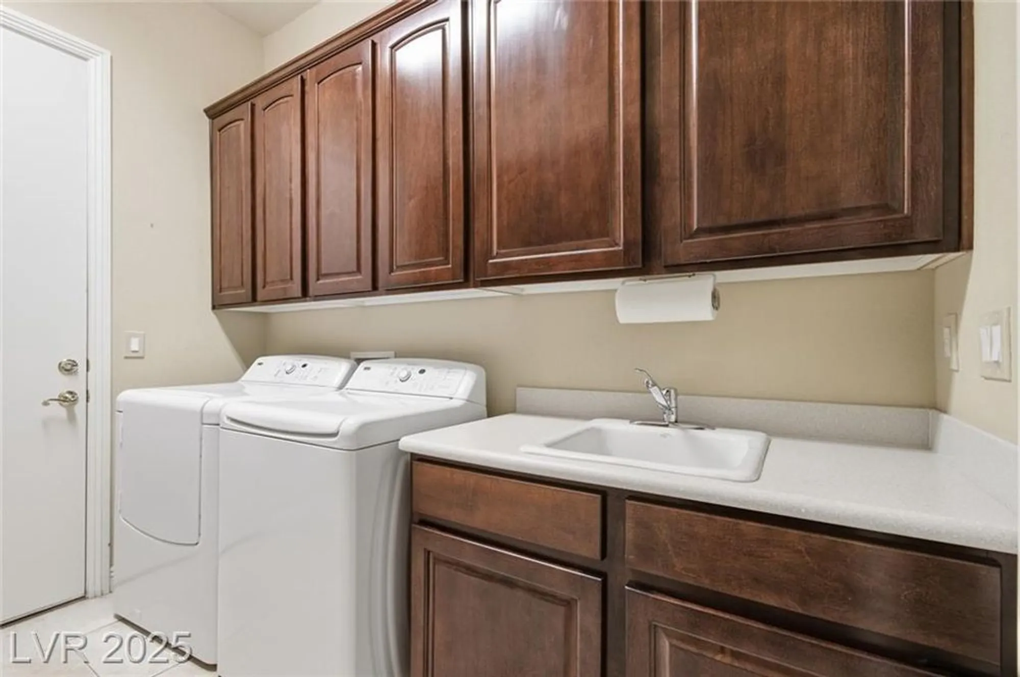 Property Slideshow image 50 of 84 | 10286 rio de thule ln, Las Vegas, NV, 89135