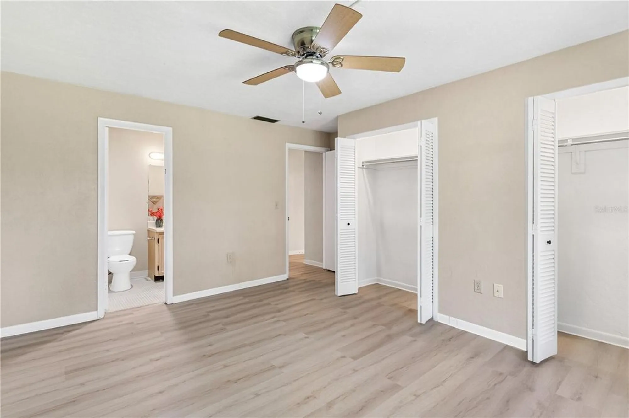 Property Slideshow image 25 of 40 | 14202 sandalwood dr # 202, Wildwood, FL, 34785