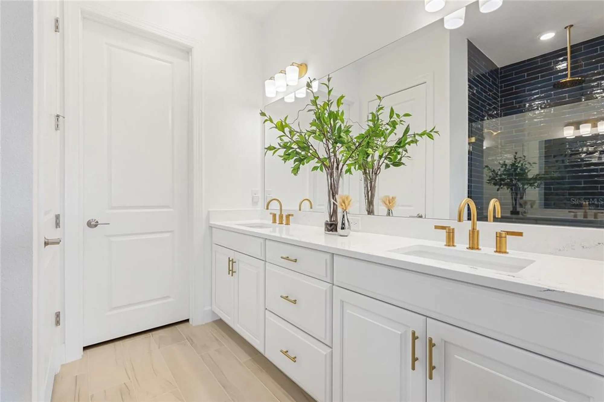 Property Slideshow image 18 of 35 | 15722 san lazzaro ave, Lakewood Ranch, FL, 34211