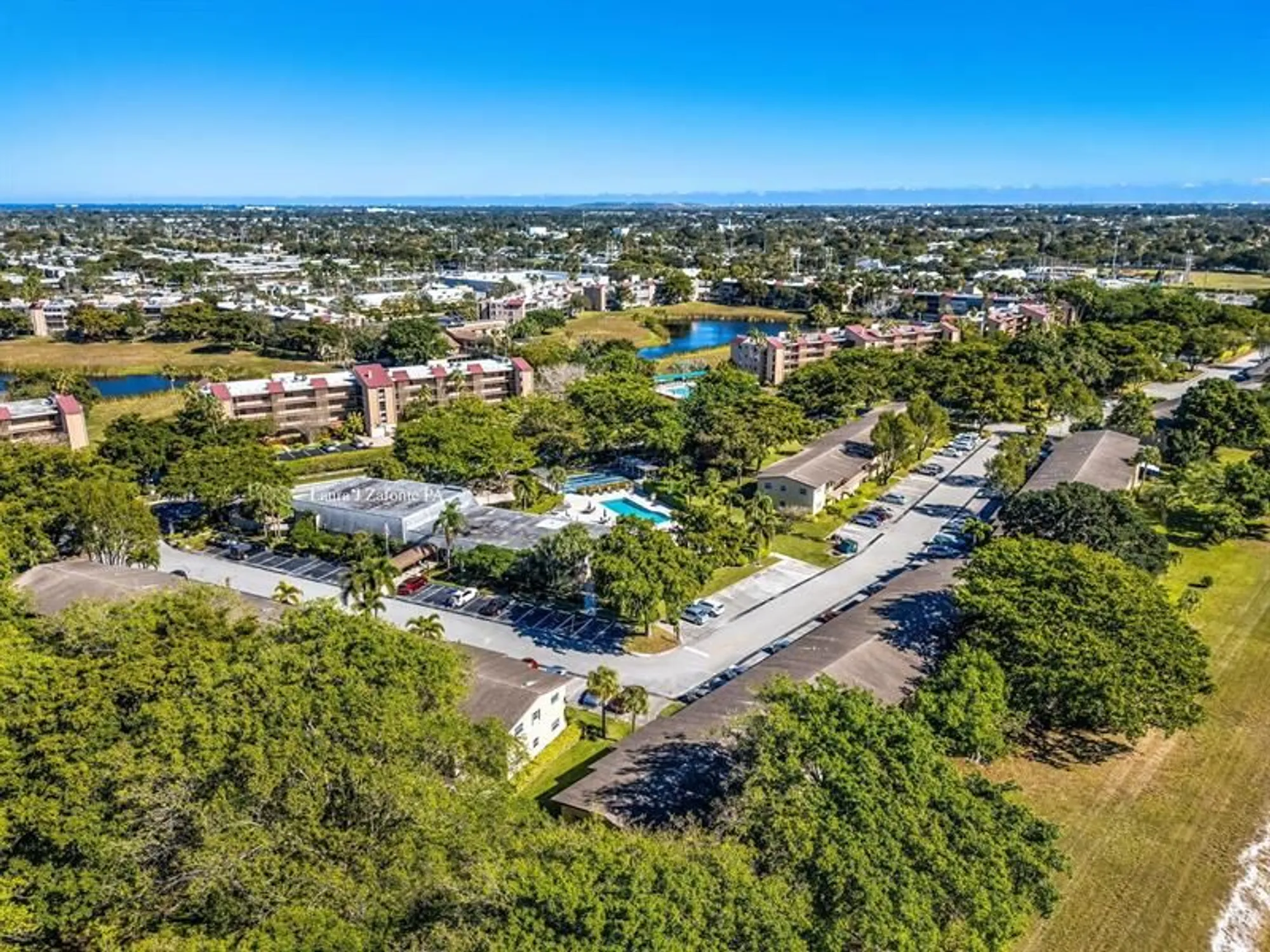 Property Slideshow image 1 of 27 | 7610 nw 1st st 204, Margate, FL, 33063